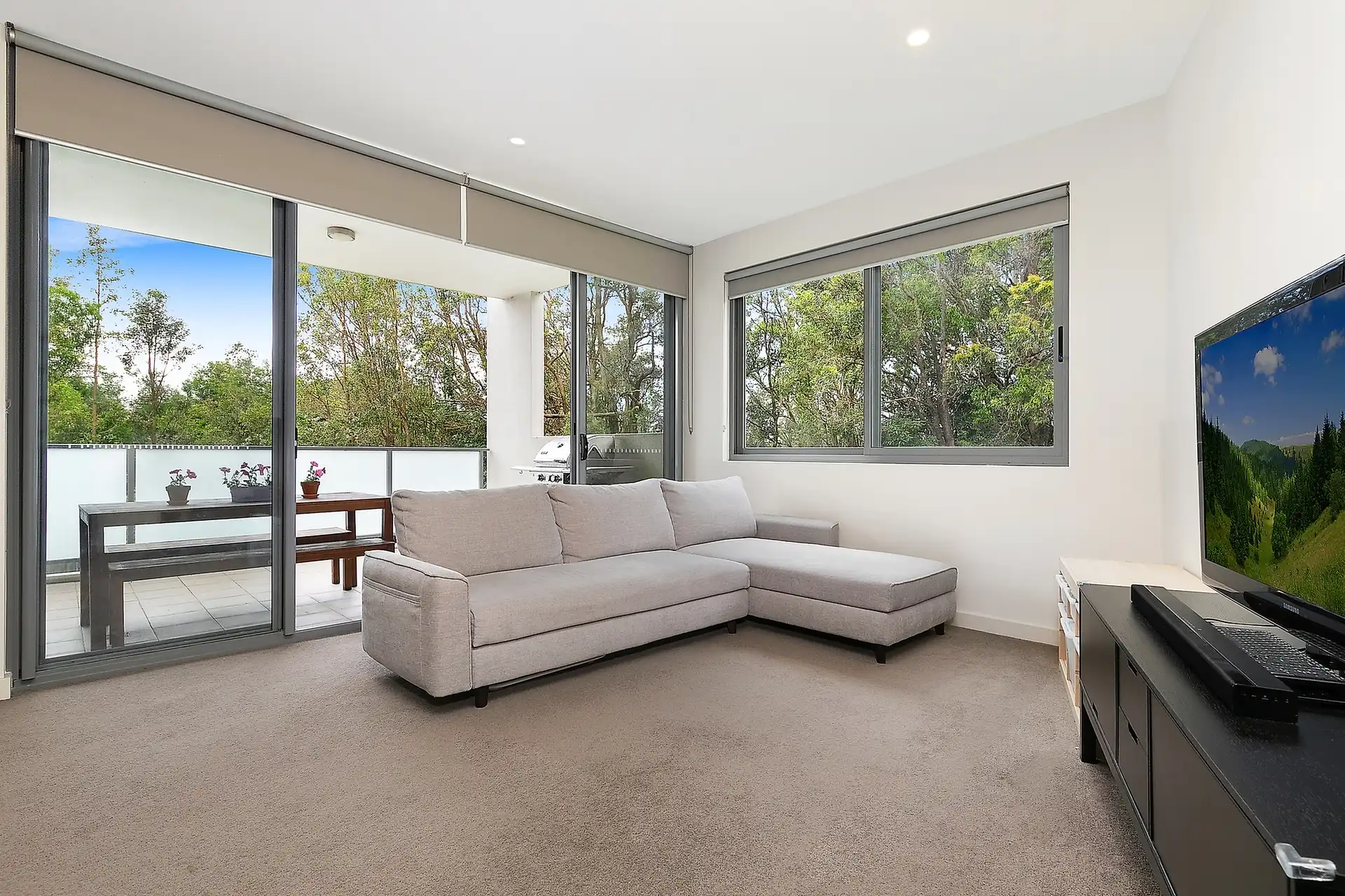 205D/2 Rowe Drive, Potts Hill Sold by Richard Matthews Real Estate - image 2