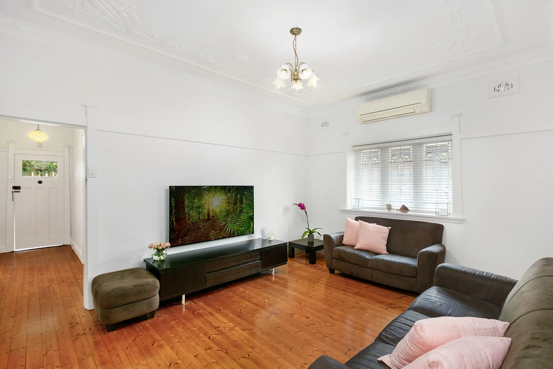 3 Manning Avenue, Strathfield South Sold by Richard Matthews Real Estate - image 3