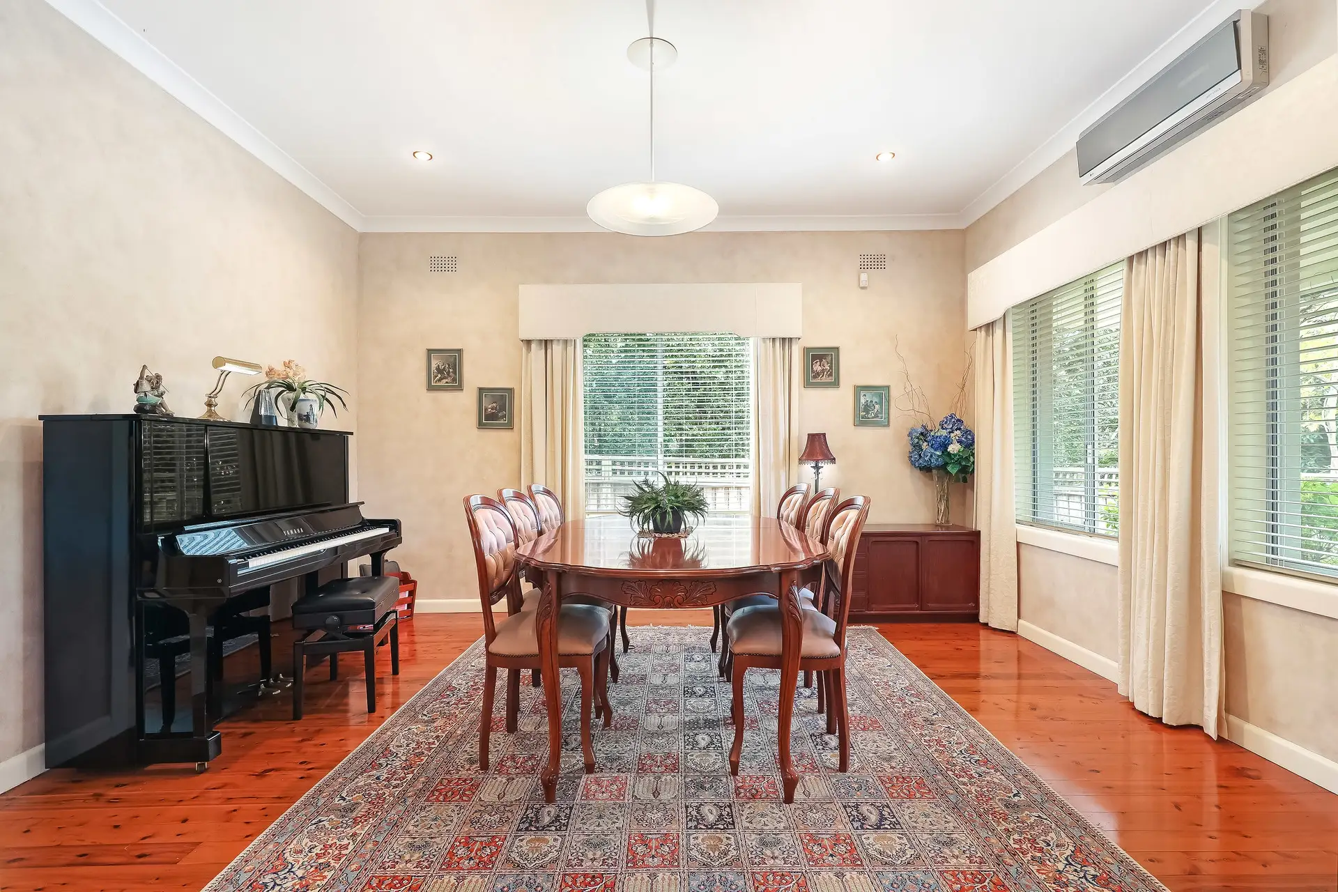 1 Cotswold Road, Strathfield Sold by Richard Matthews Real Estate - image 4