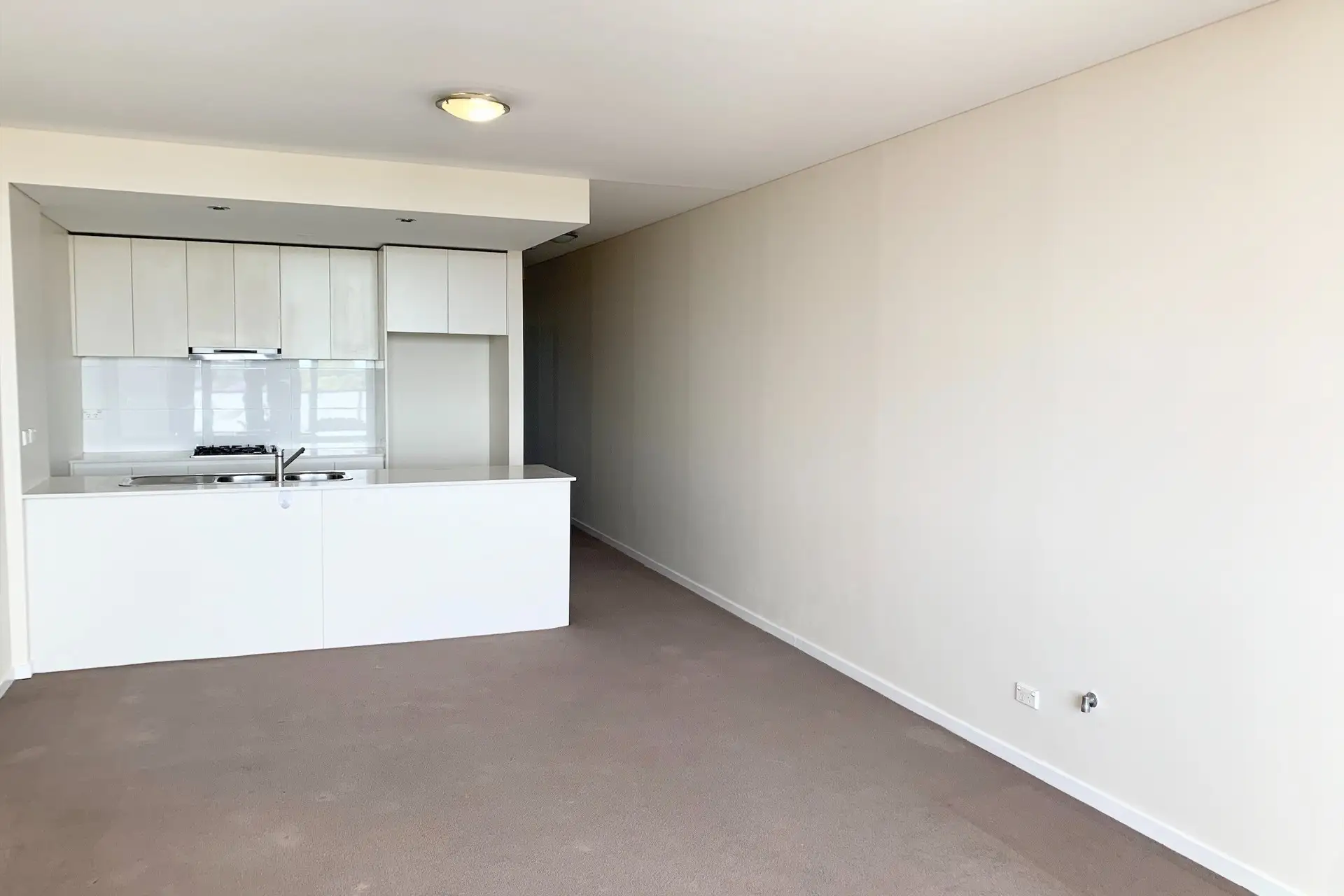 25/1 Cooks Avenue, Canterbury Leased by Richard Matthews Real Estate - image 1