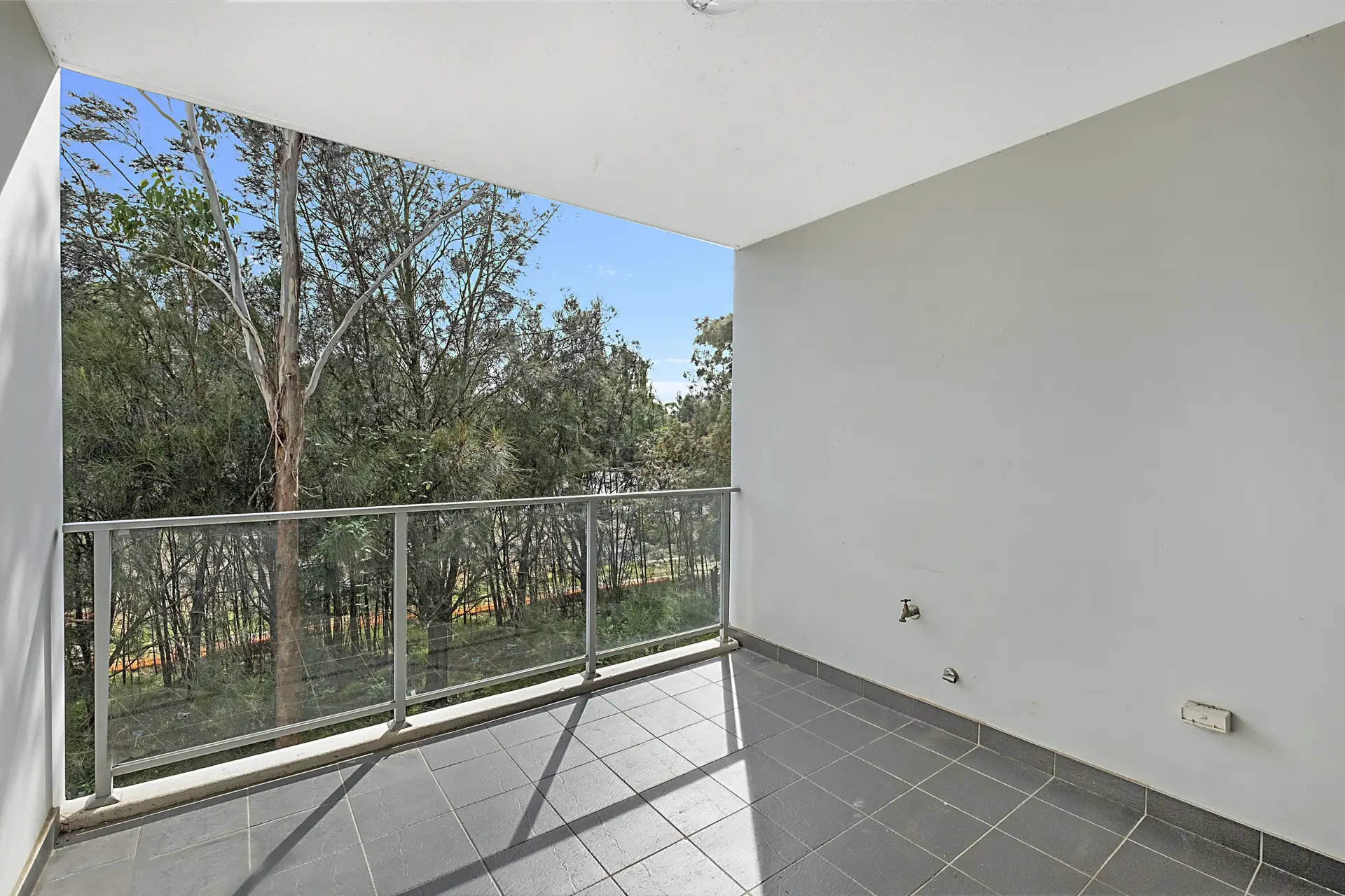 64/35-37 Darcy Road, Westmead Leased by Richard Matthews Real Estate - image 5