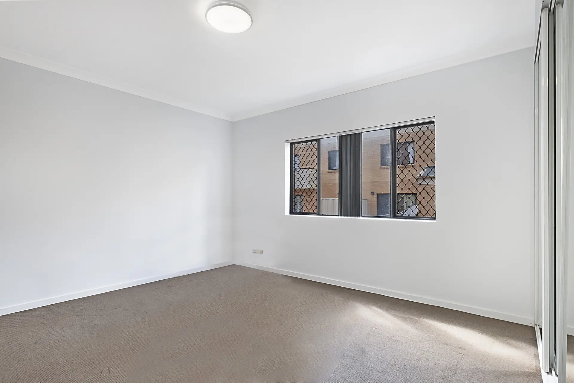 28/8-16 Eighth Avenue, Campsie Leased by Richard Matthews Real Estate - image 4