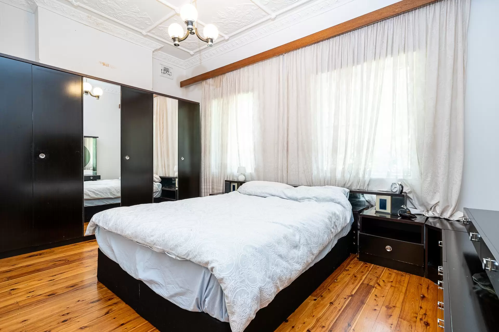 36 Oak Street, Ashfield Leased by Richard Matthews Real Estate - image 5