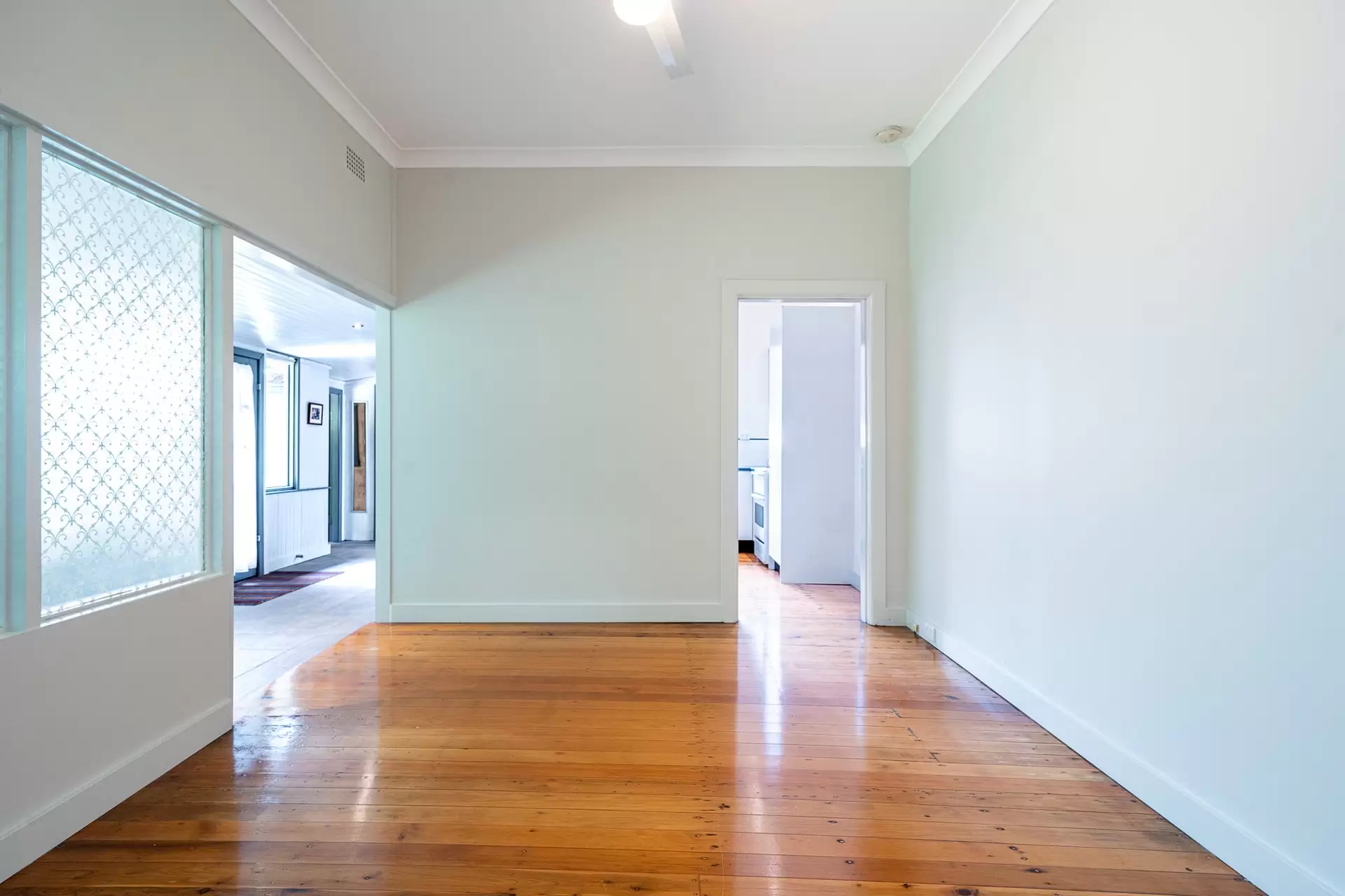 26 Lily Street, Burwood Heights Leased by Richard Matthews Real Estate - image 6