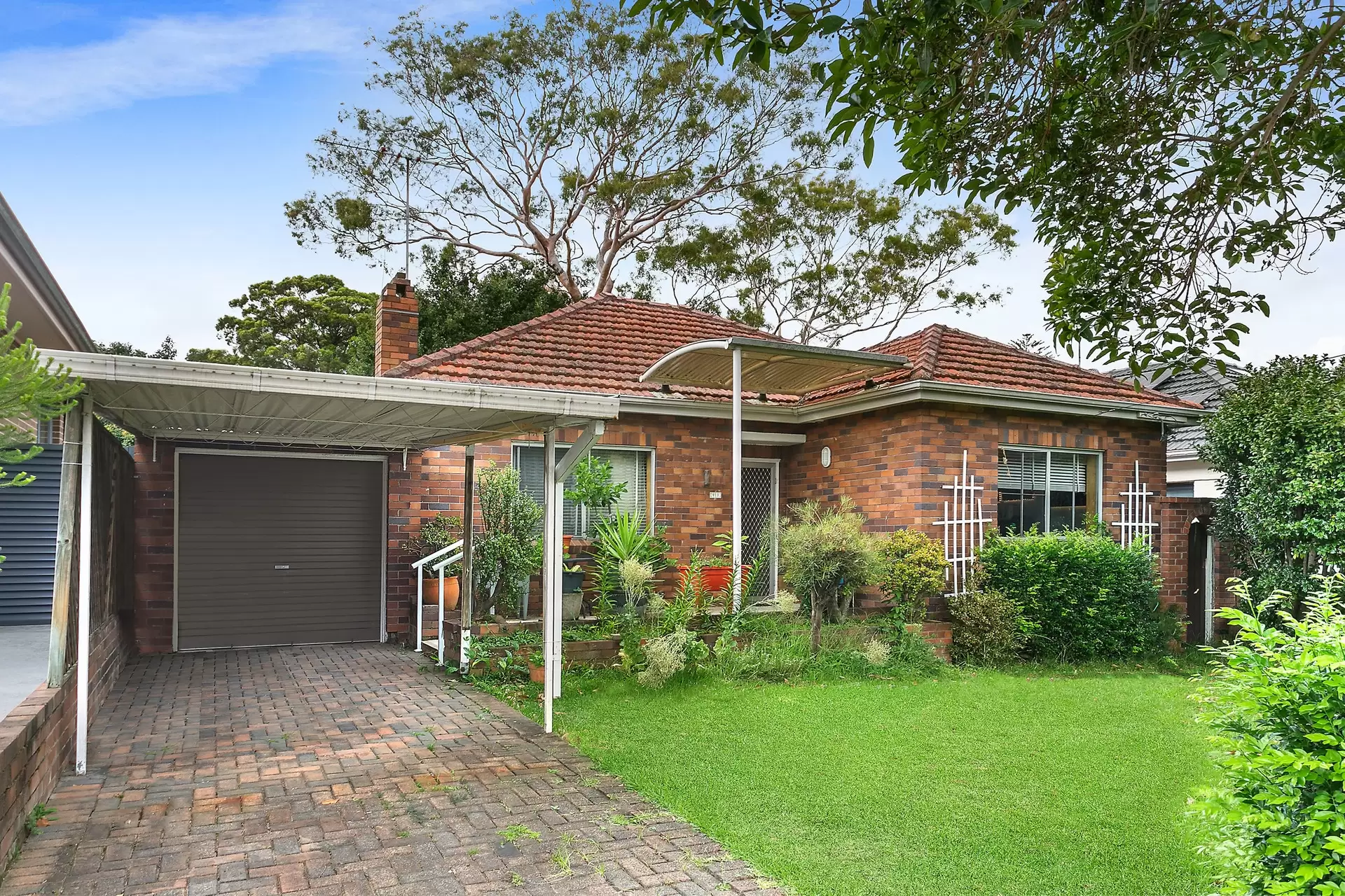 13 Glenwall Street, Kingsgrove Sold by Richard Matthews Real Estate - image 1