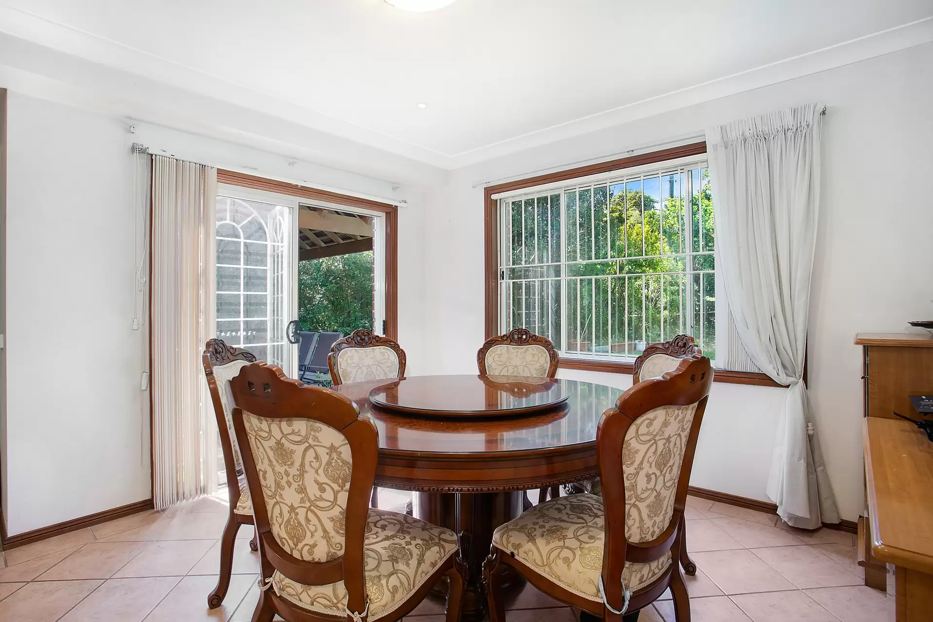 13 Barker Road, Strathfield Sold by Richard Matthews Real Estate - image 5