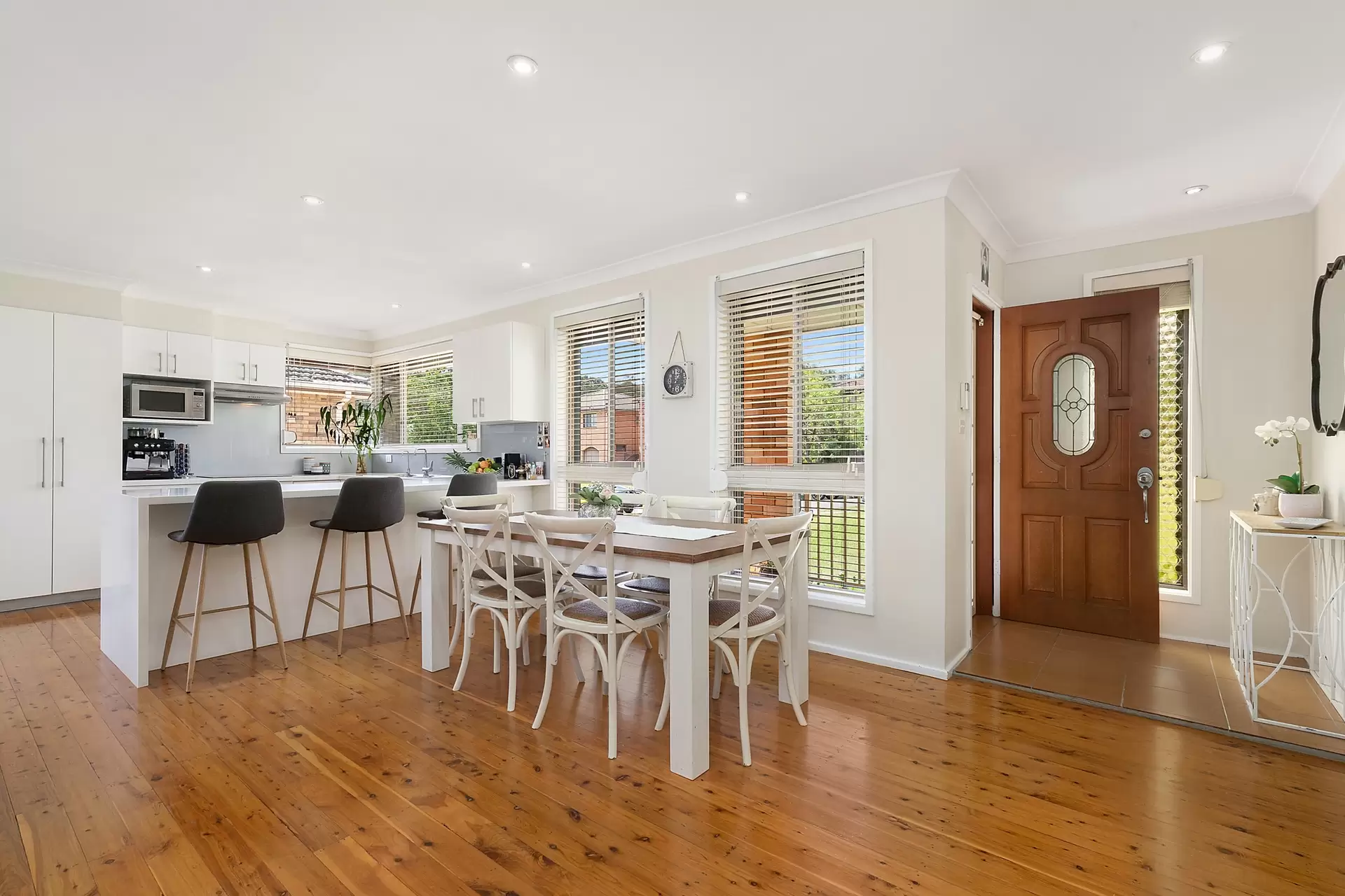 12 Pennington Avenue, Georges Hall Sold by Richard Matthews Real Estate - image 3
