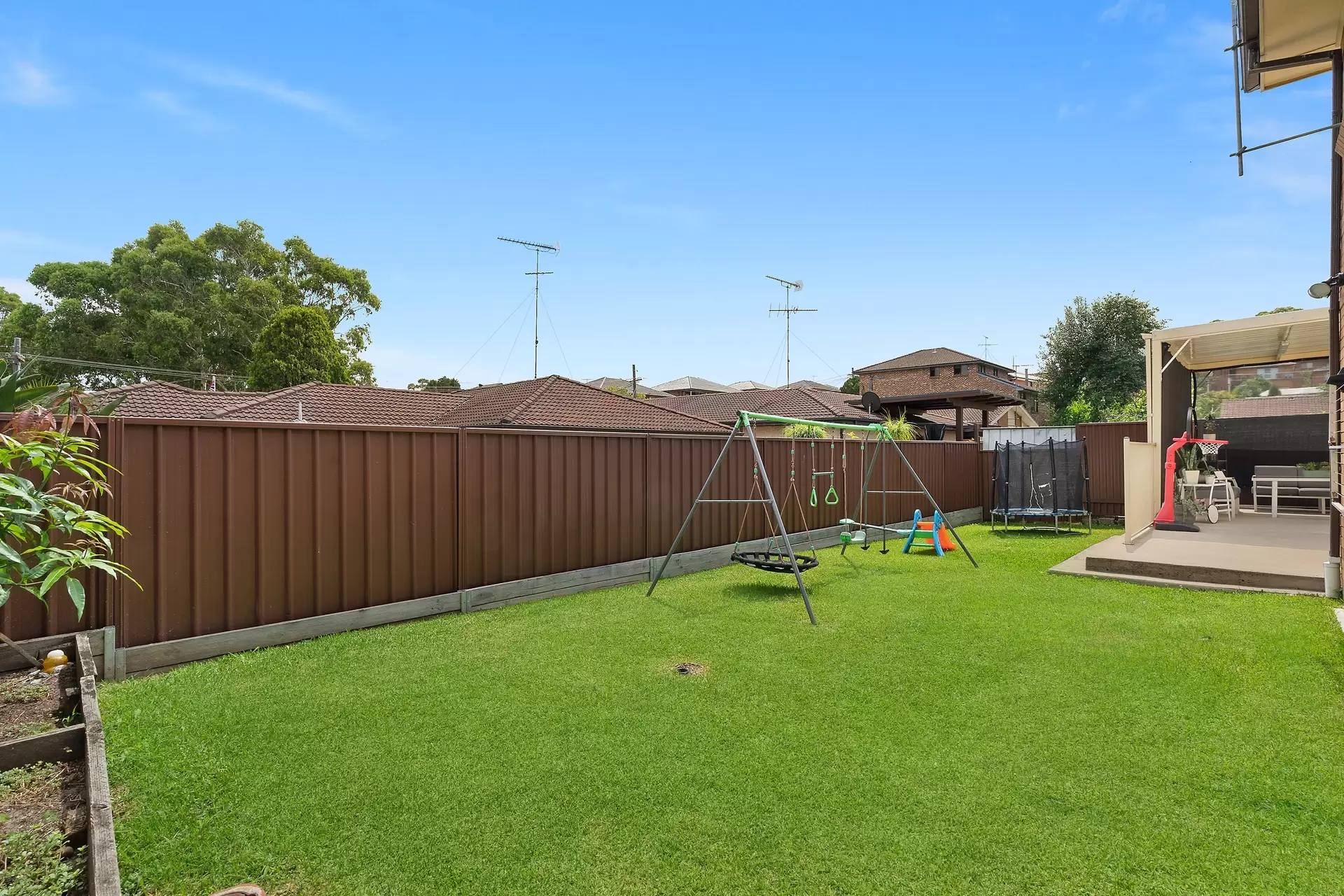 12 Pennington Avenue, Georges Hall Sold by Richard Matthews Real Estate - image 7