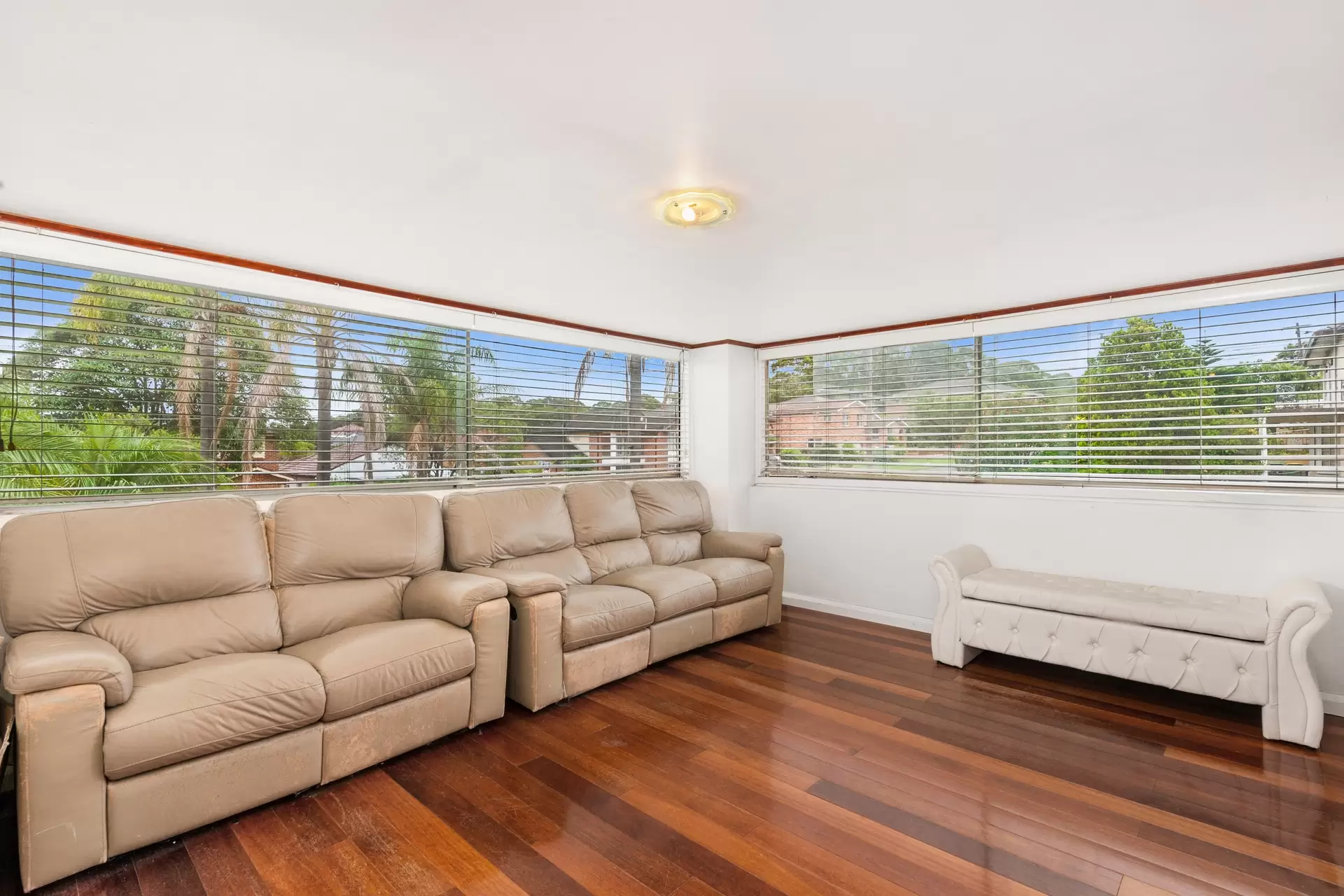 11 Surrey Avenue, Georges Hall Sold by Richard Matthews Real Estate - image 4