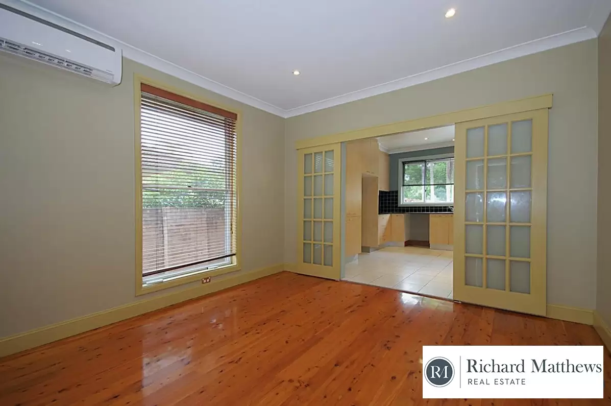 18 Haig Avenue, Georges Hall Sold by Richard Matthews Real Estate - image 4