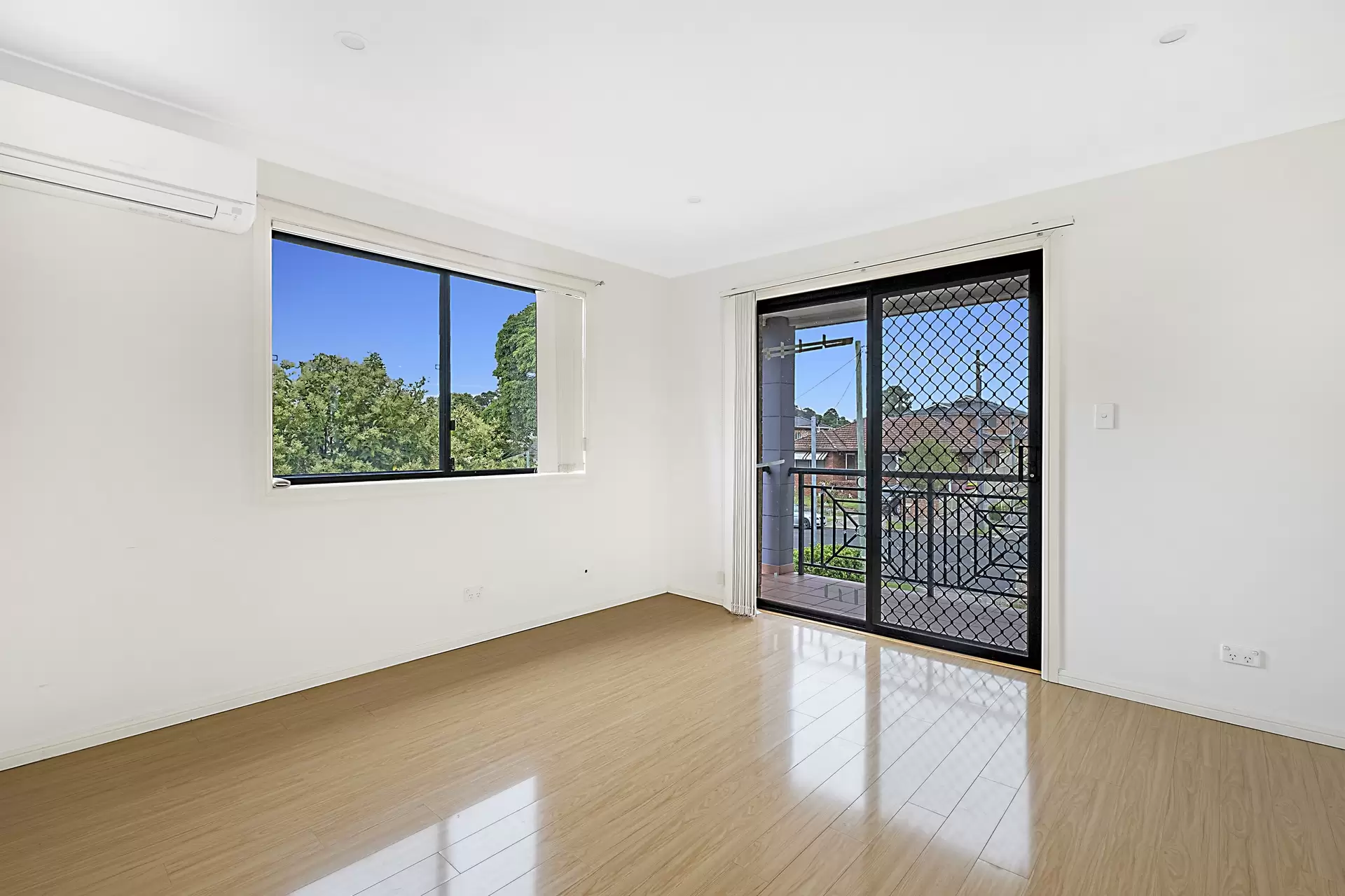 2/102 Hunter Street, Condell Park Leased by Richard Matthews Real Estate - image 1