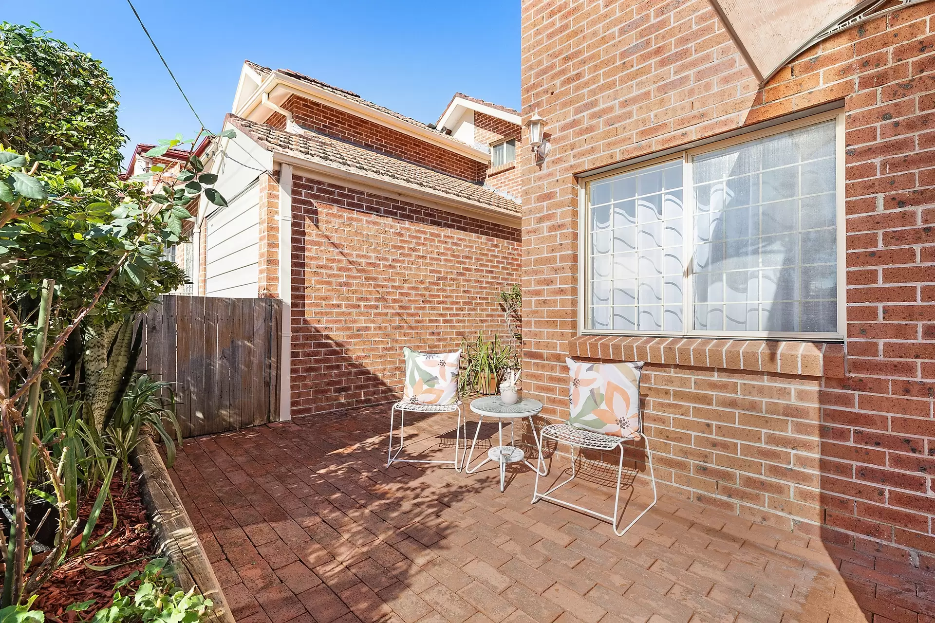 16B Woodside Avenue, Burwood Sold by Richard Matthews Real Estate - image 6