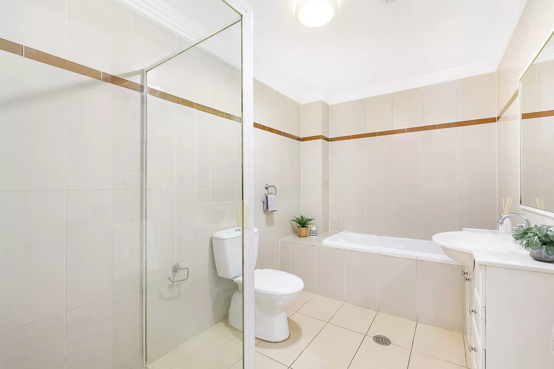 3/430 Liverpool Road, Strathfield South Leased by Richard Matthews Real Estate - image 6