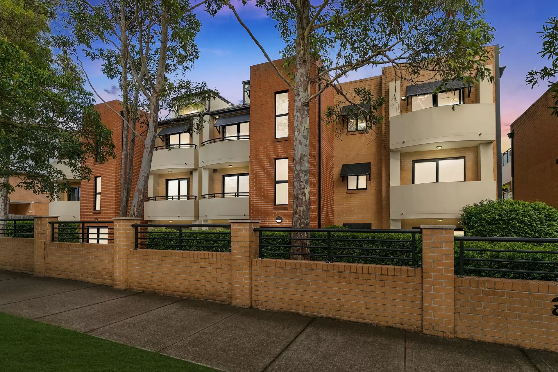 9/19-27 Eastbourne Road, Homebush West Leased by Richard Matthews Real Estate - image 6