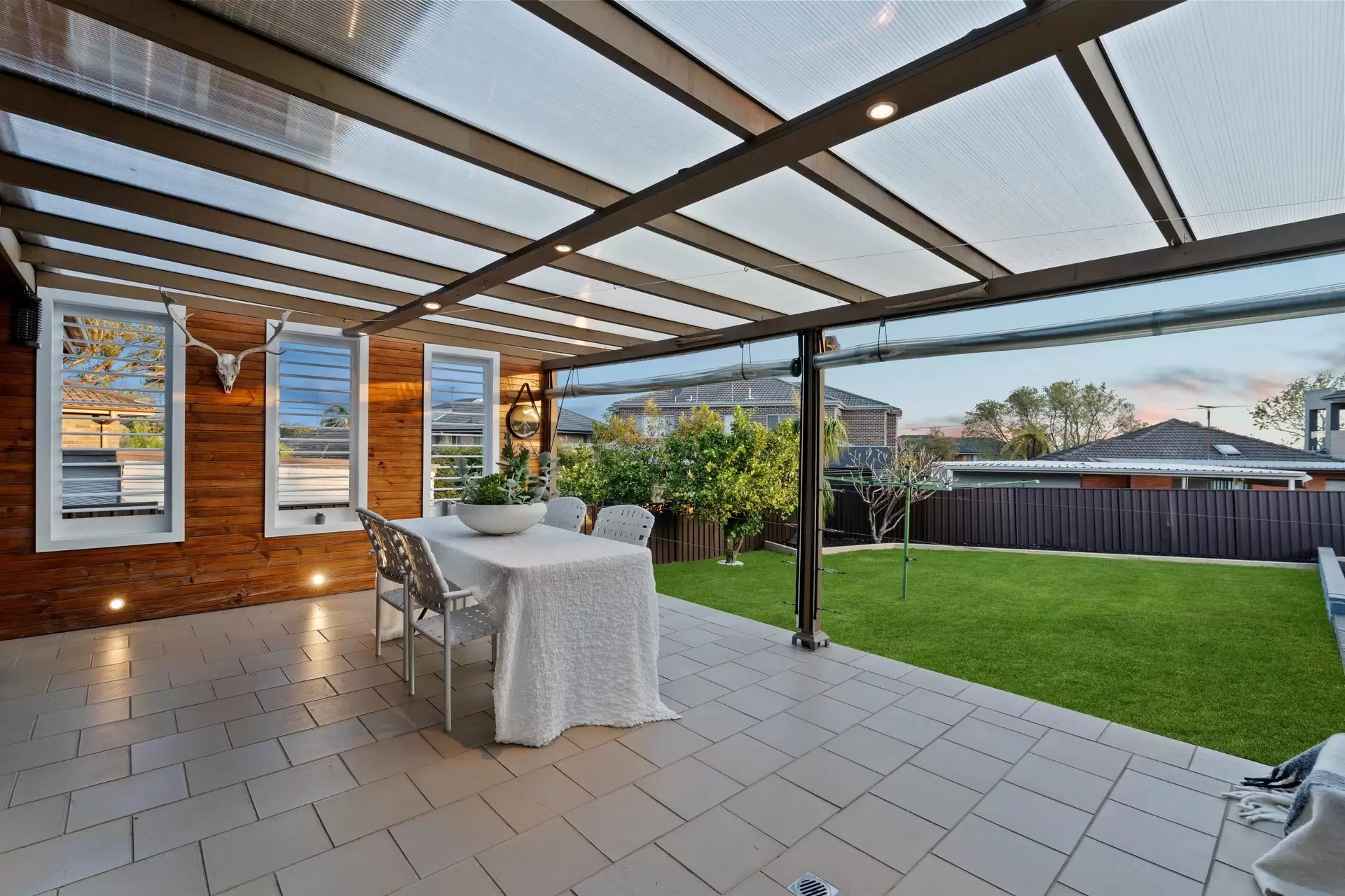 10 Arana Close, Georges Hall Sold by Richard Matthews Real Estate - image 6