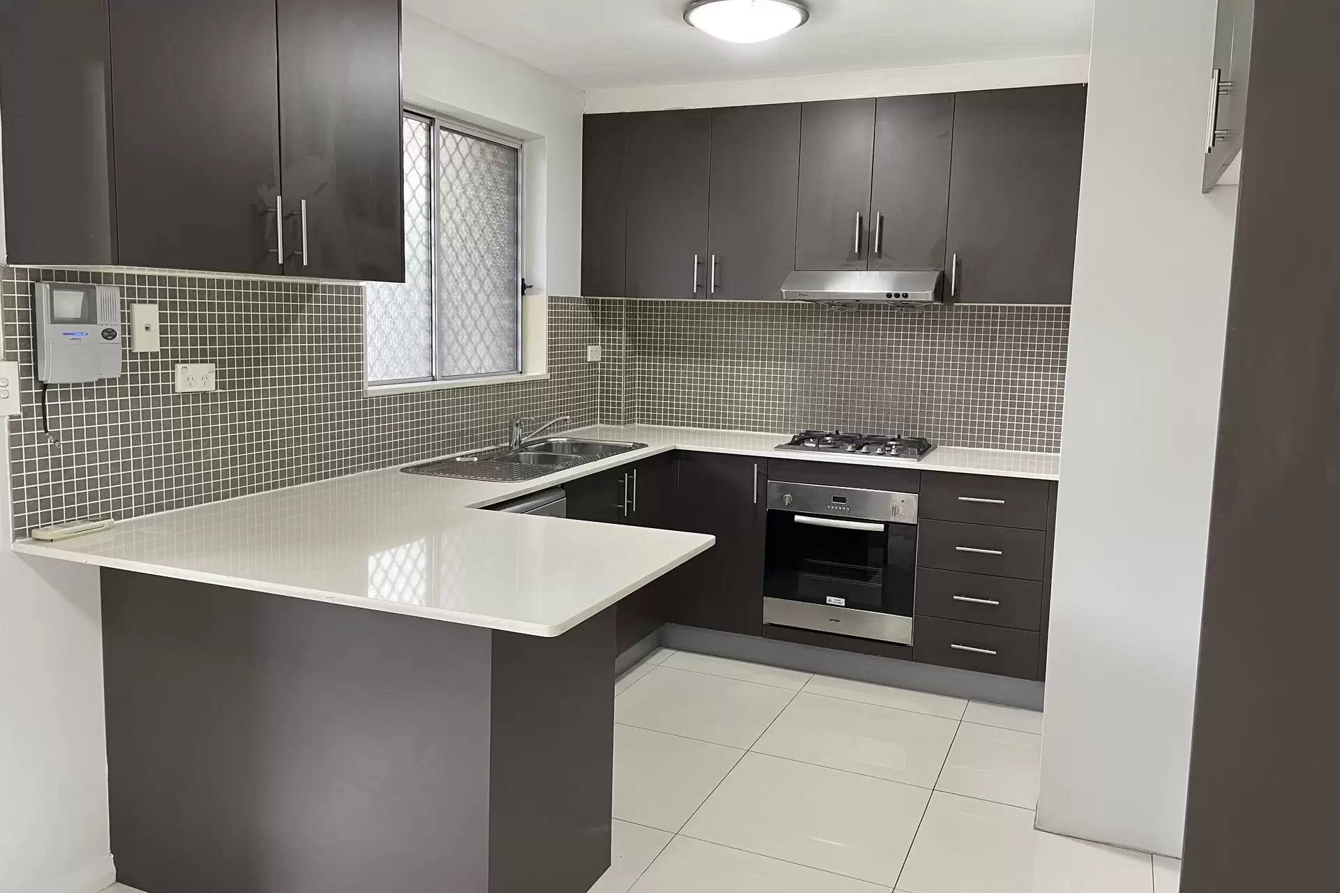10/53-59 Georges River Road, Croydon Park Leased by Richard Matthews Real Estate - image 3