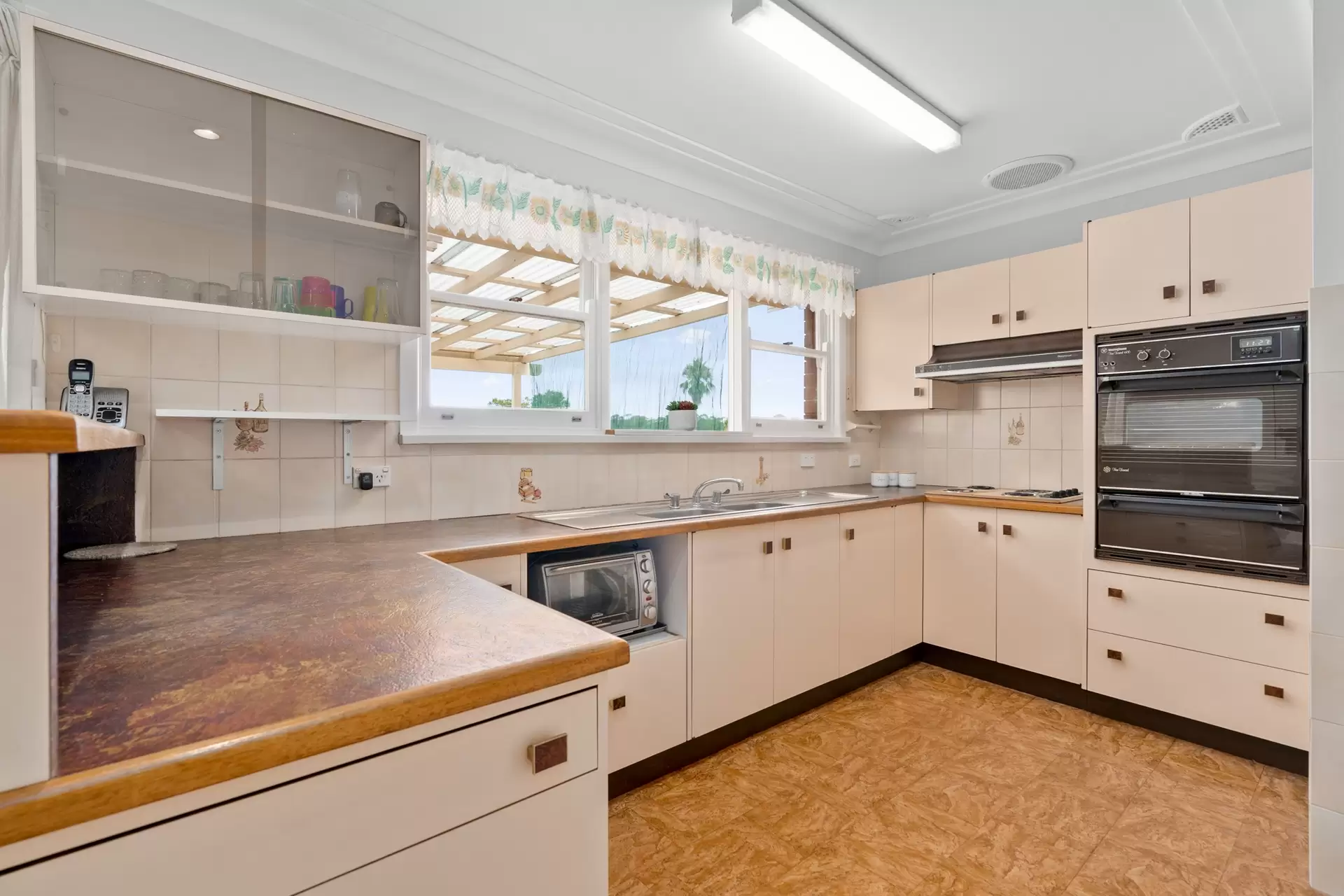 109 Flinders Road, Georges Hall Sold by Richard Matthews Real Estate - image 3