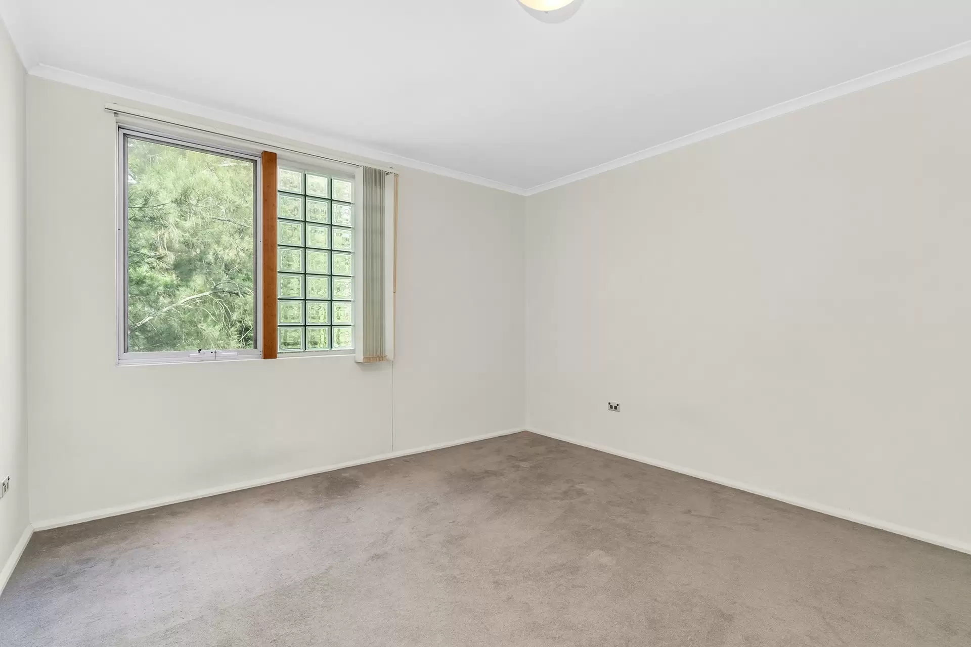 3/215 Wigram Road, Annandale Leased by Richard Matthews Real Estate - image 7