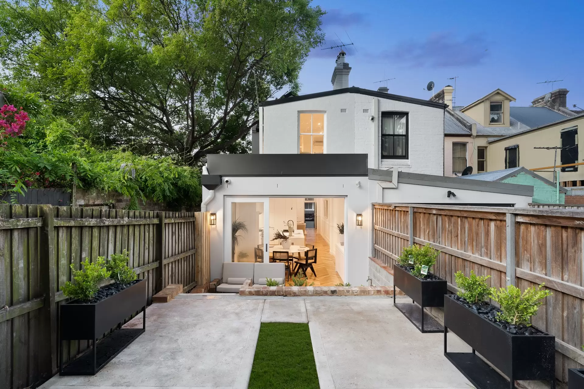 74 Underwood Street, Paddington Auction by Richard Matthews Real Estate - image 2