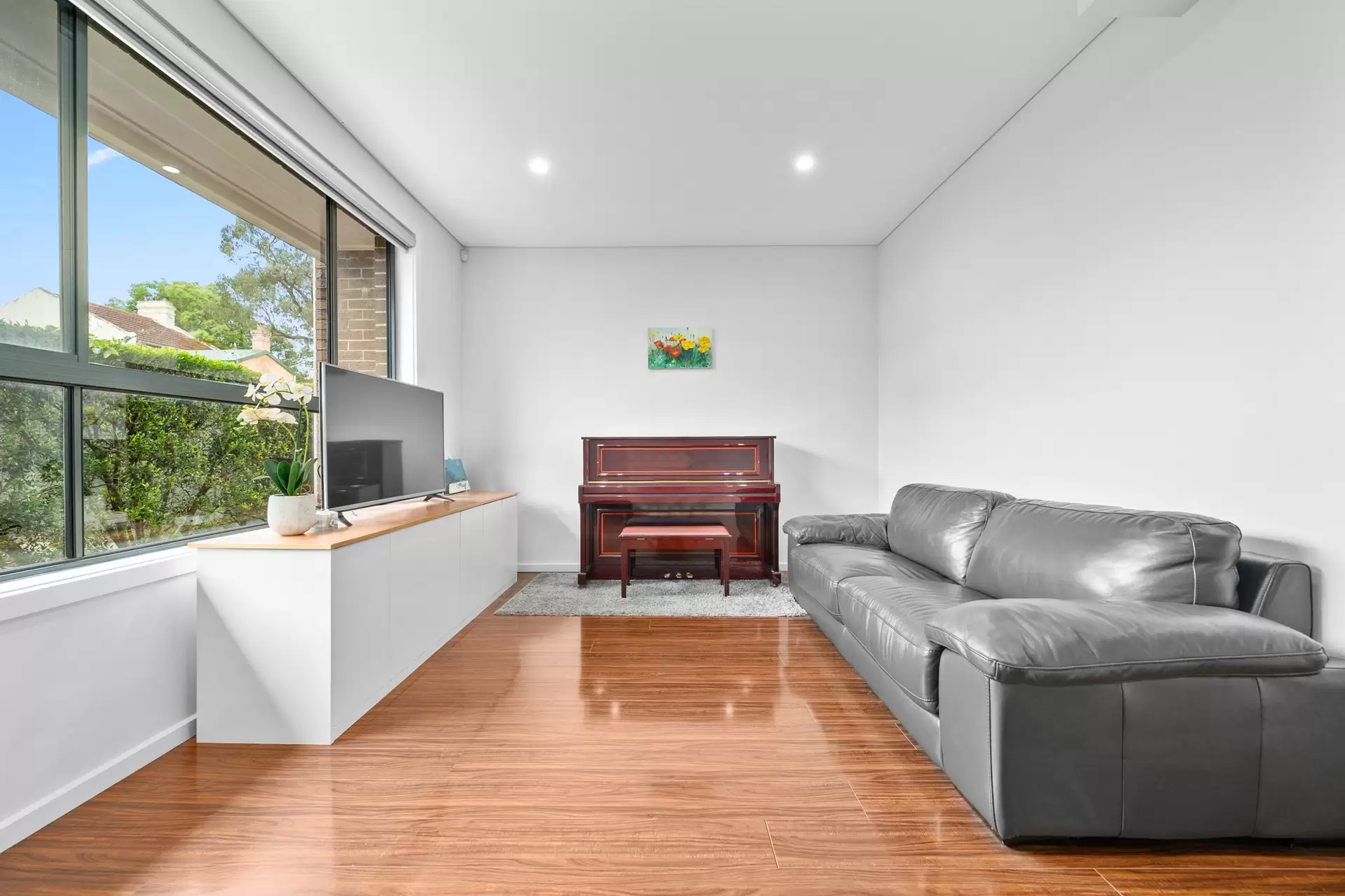 5/1 Louis Street, Granville Auction by Richard Matthews Real Estate - image 5