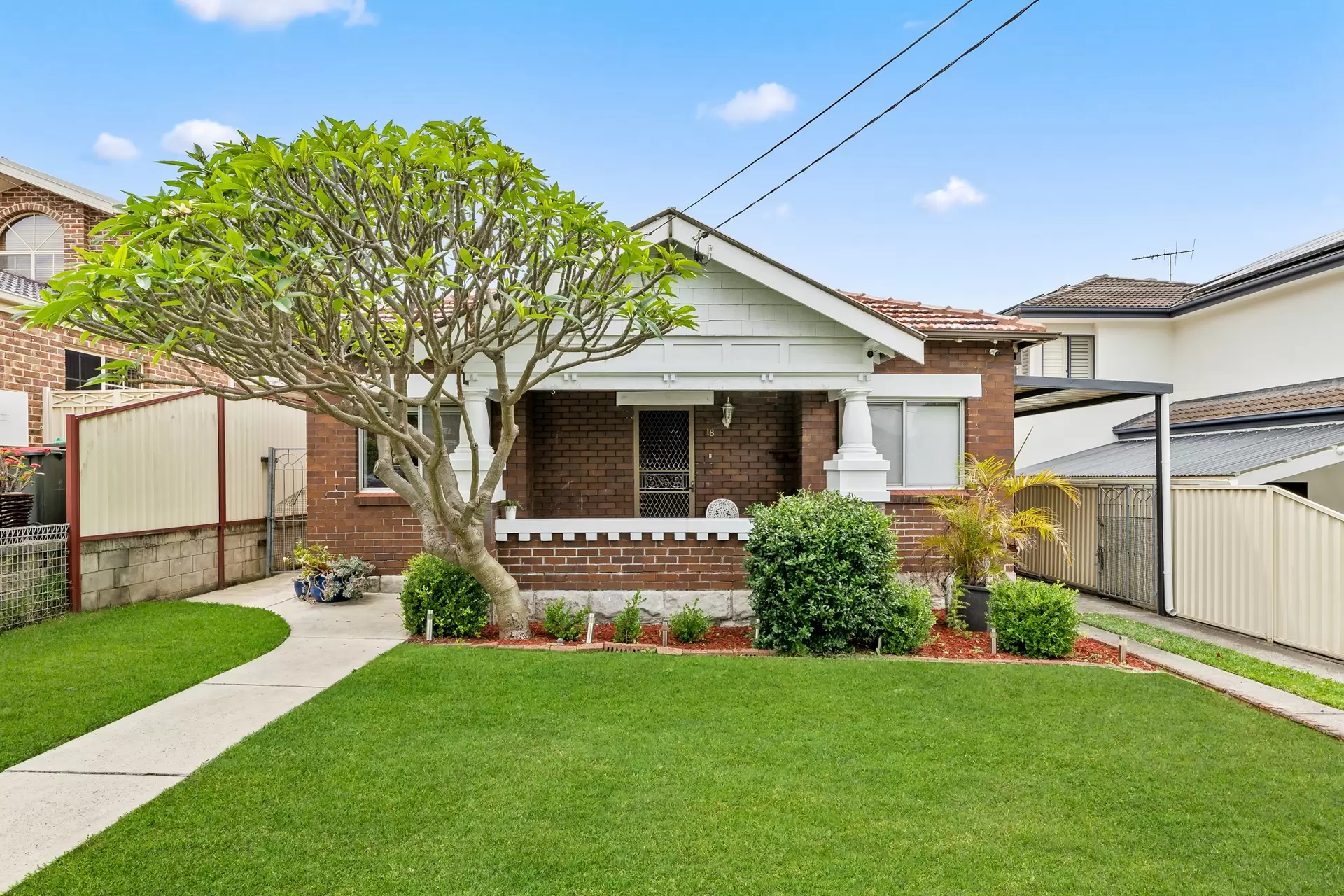 18 Manning Avenue, Strathfield South Sold by Richard Matthews Real Estate - image 1