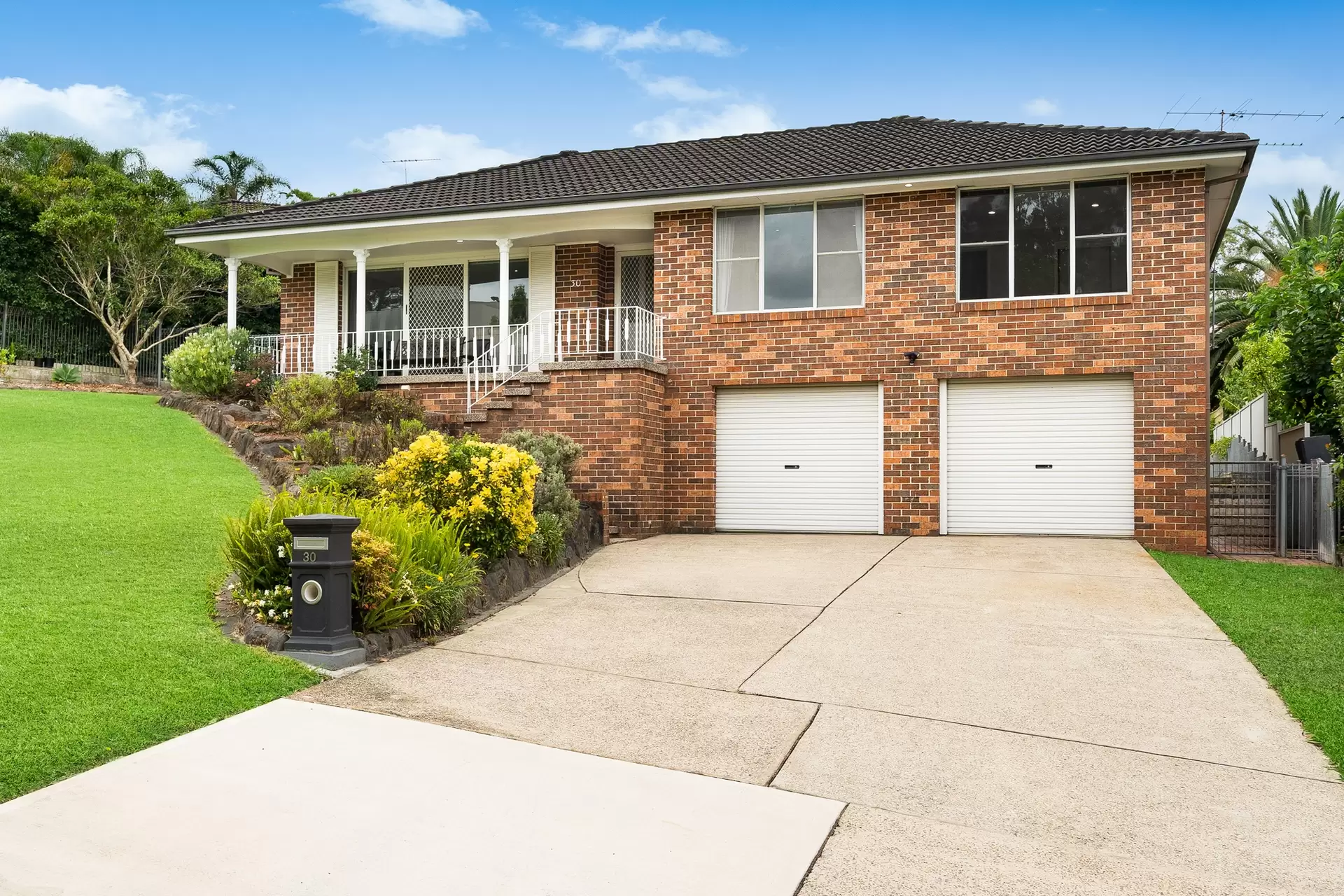 30 Luculia Avenue, Baulkham Hills Auction by Richard Matthews Real Estate - image 1