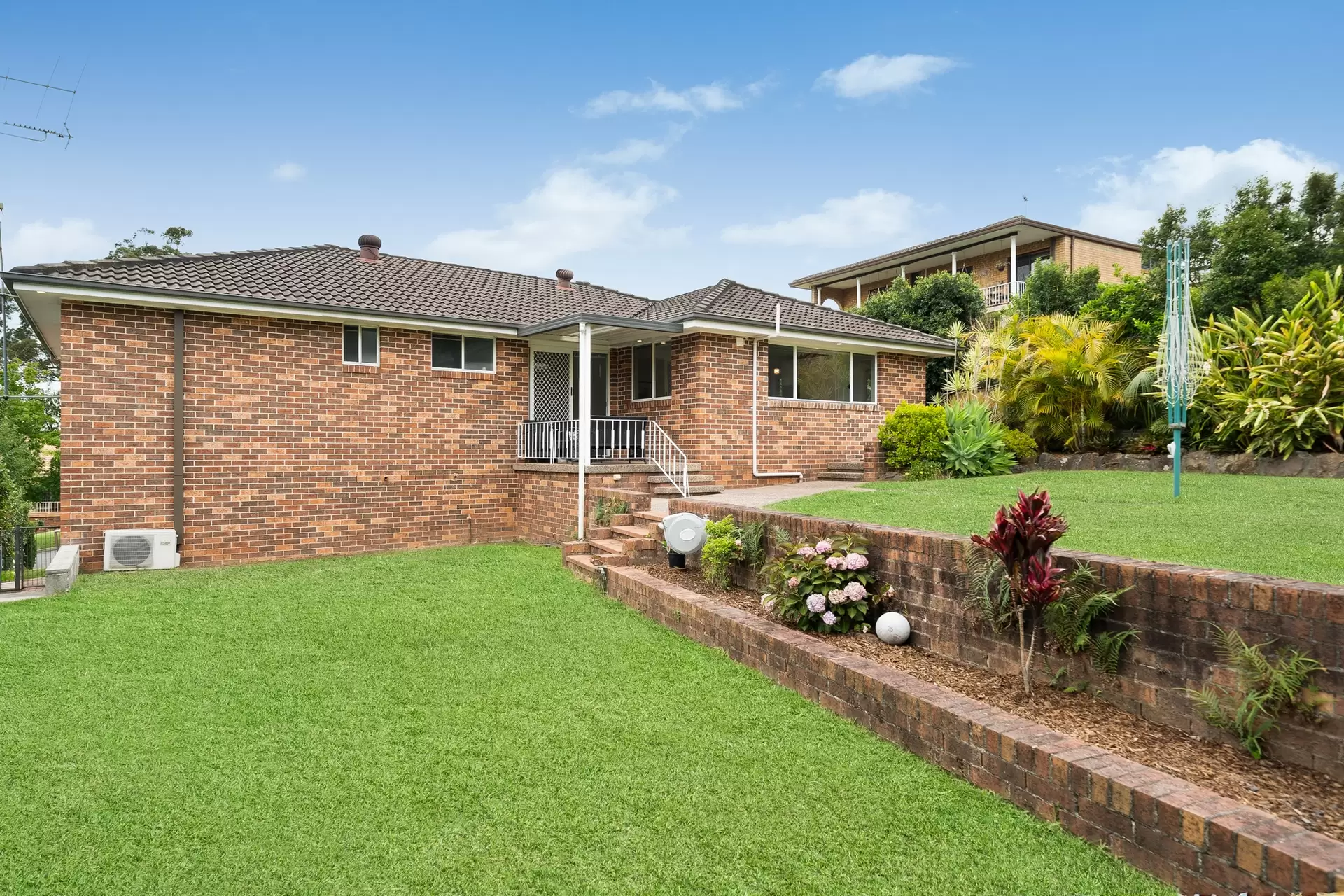 30 Luculia Avenue, Baulkham Hills Auction by Richard Matthews Real Estate - image 8