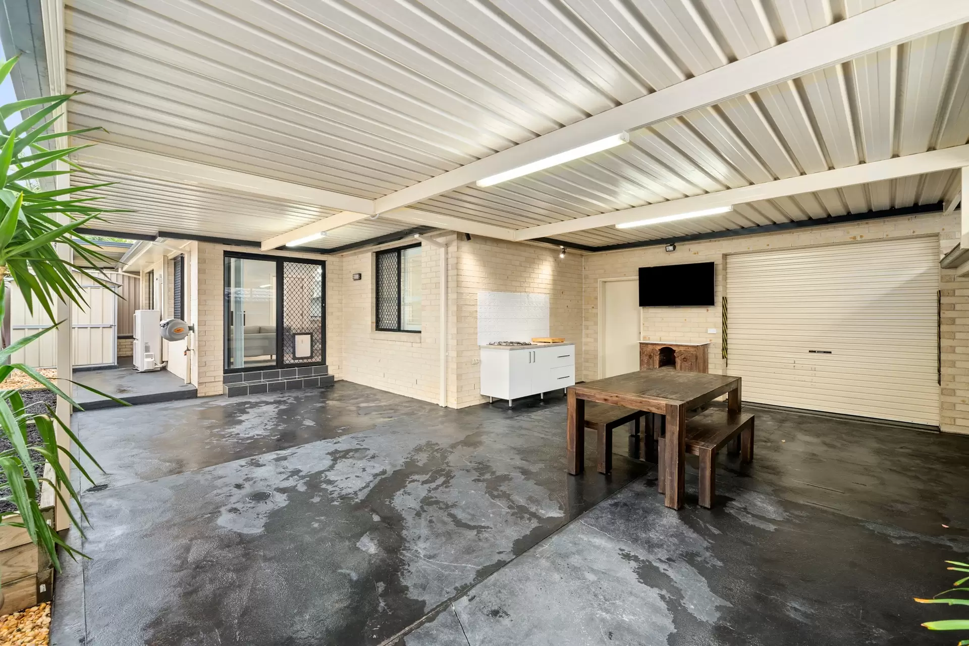 6/105 Dutton Street, Yagoona Auction by Richard Matthews Real Estate - image 8