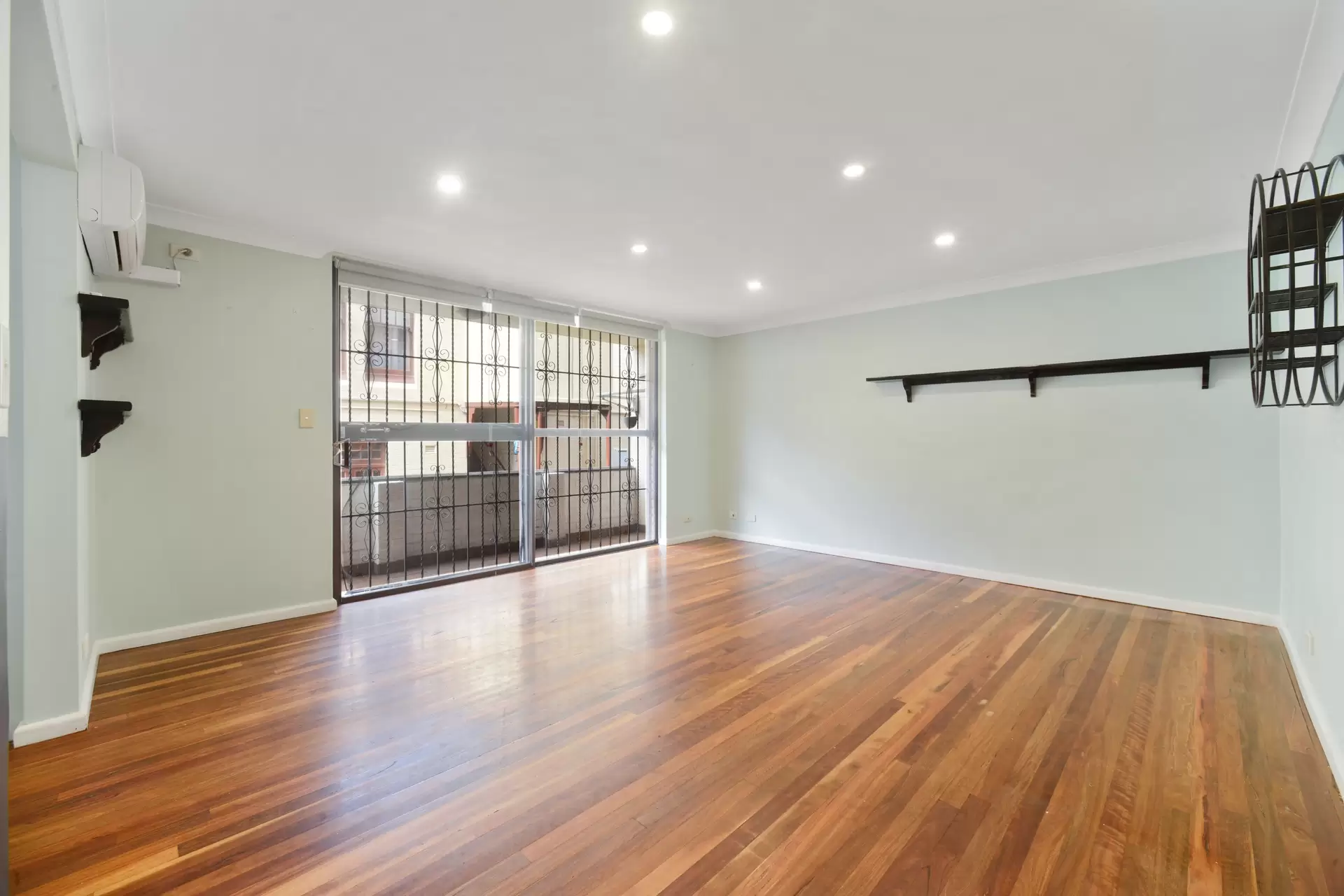 21/363-367 New Canterbury Road, Dulwich Hill Leased by Richard Matthews Real Estate - image 1