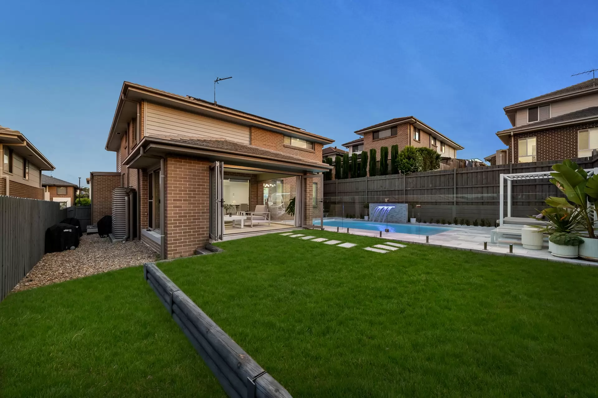 15 Corona Street, Box Hill For Sale by Richard Matthews Real Estate - image 16