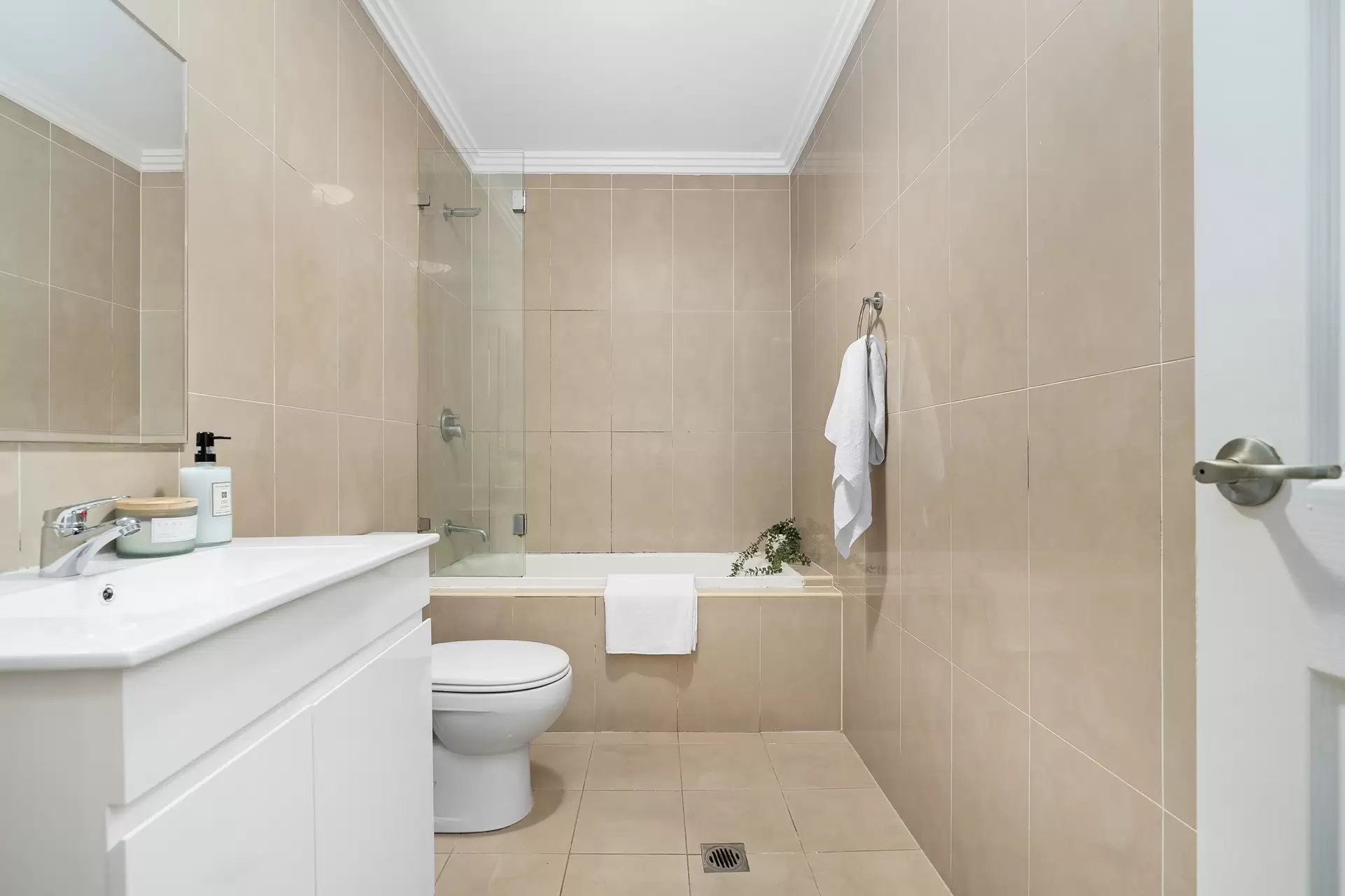 13/16-20 Grosvenor Street, Croydon Auction by Richard Matthews Real Estate - image 7