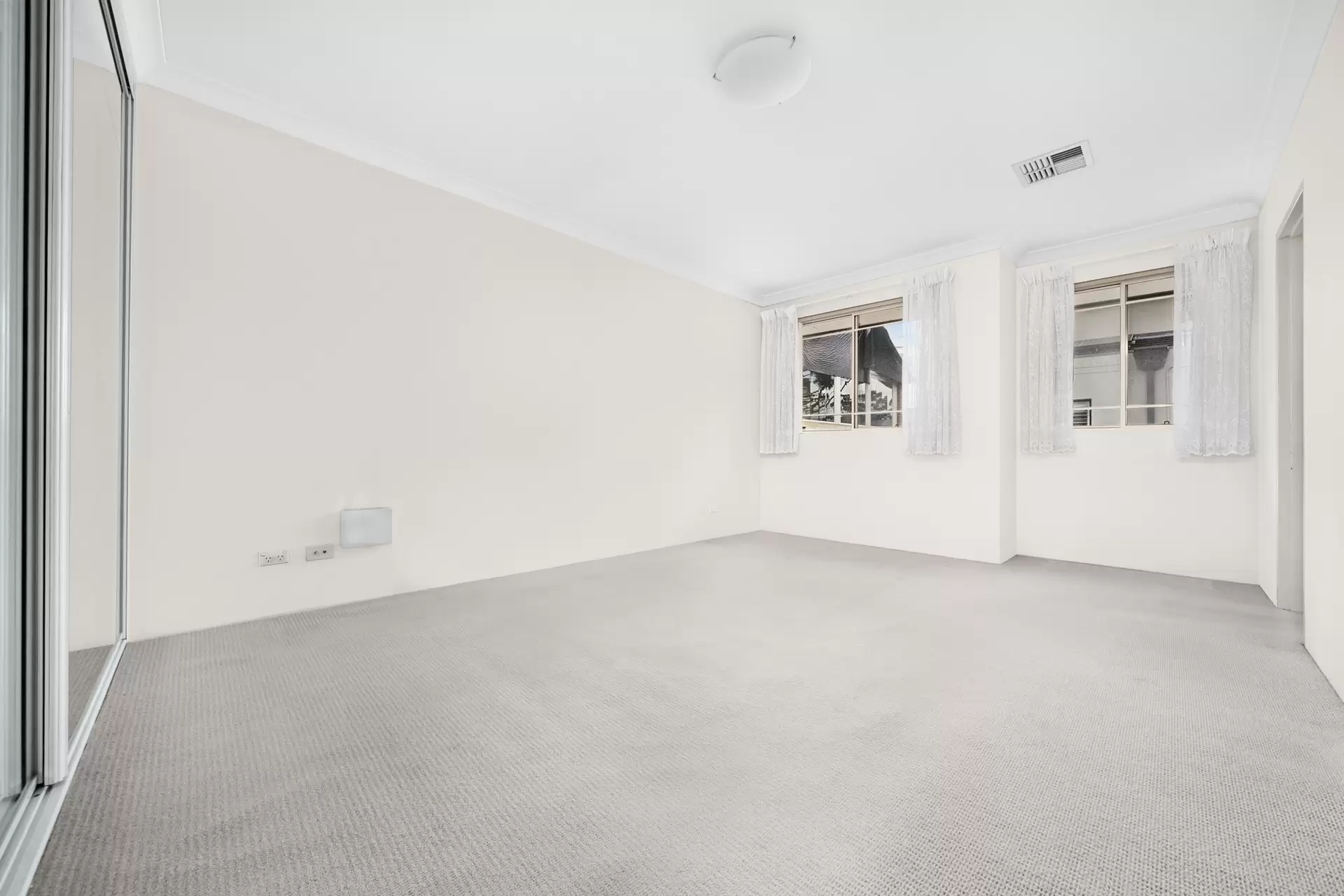 3/46 Beresford Road, Strathfield Auction by Richard Matthews Real Estate - image 5