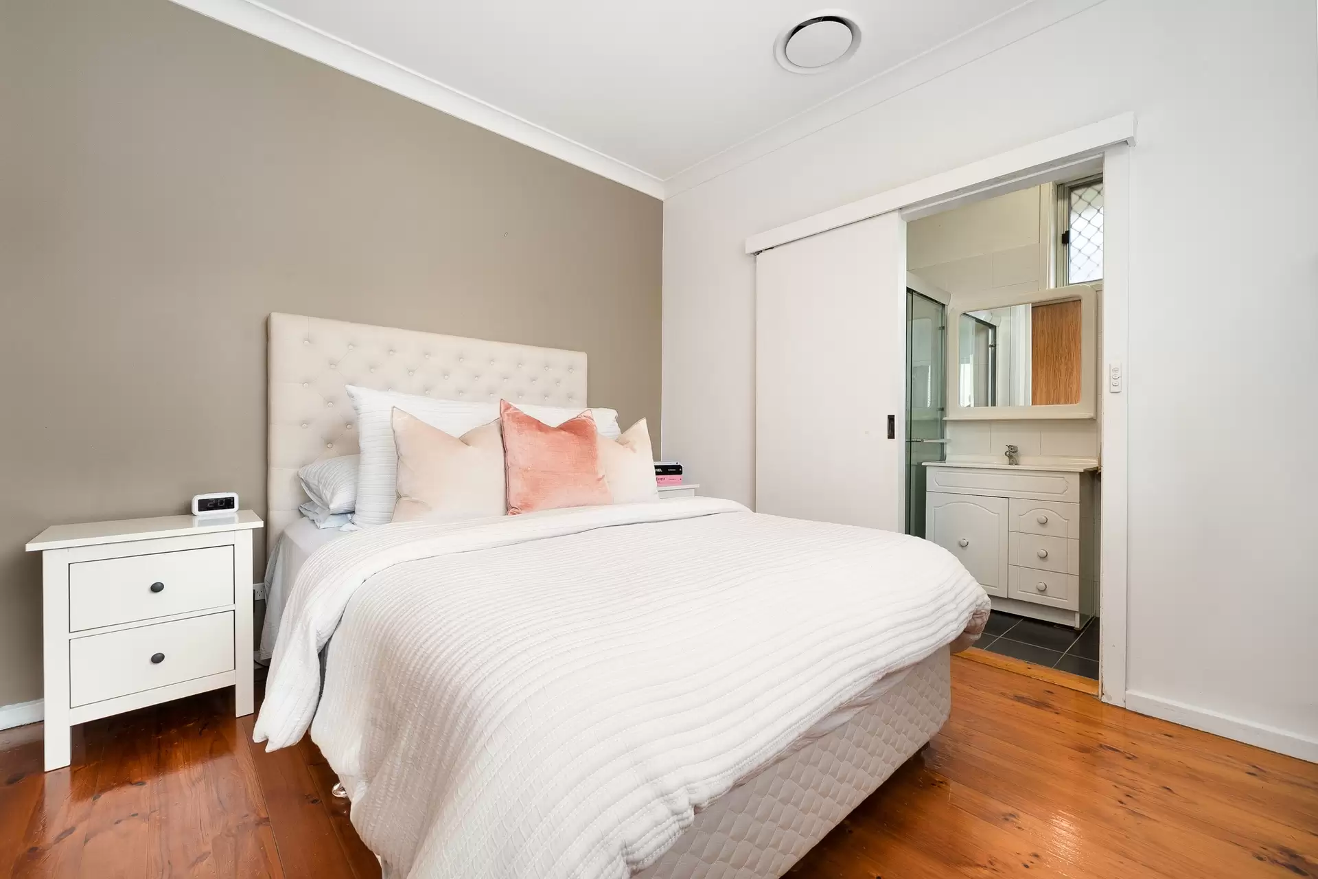 7 Kingsbury Street, Croydon Park Auction by Richard Matthews Real Estate - image 7