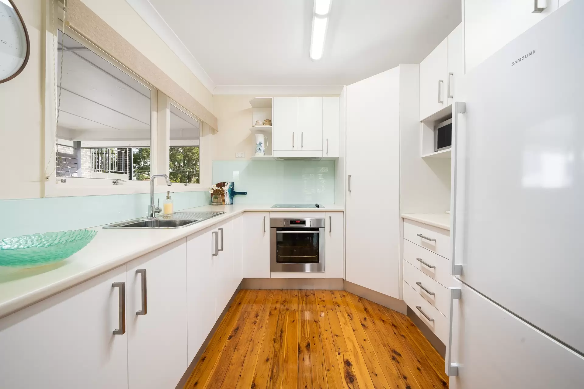 131 Flinders Road, Georges Hall Auction by Richard Matthews Real Estate - image 3