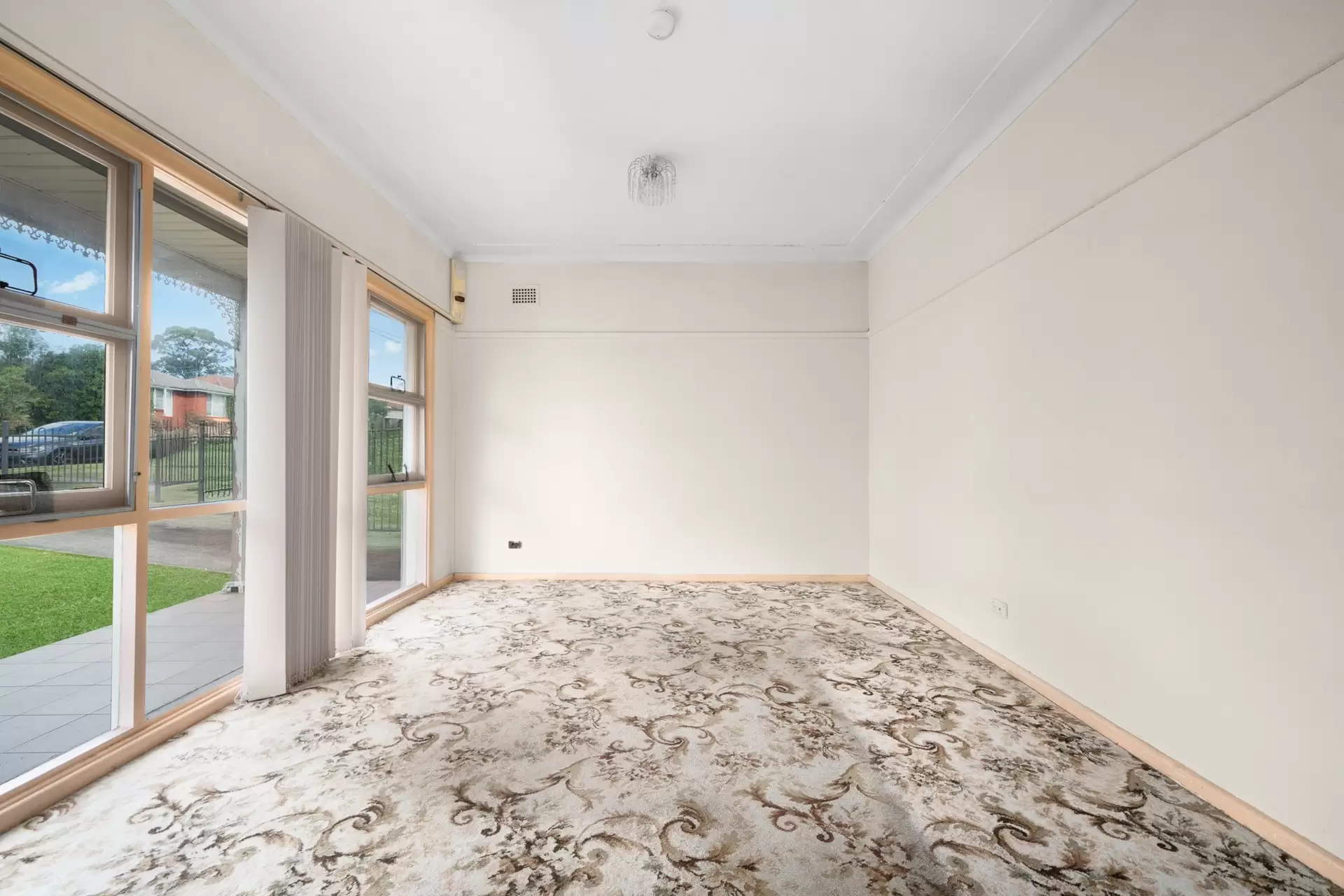 19  Craiglea Street, Blacktown Auction by Richard Matthews Real Estate - image 4
