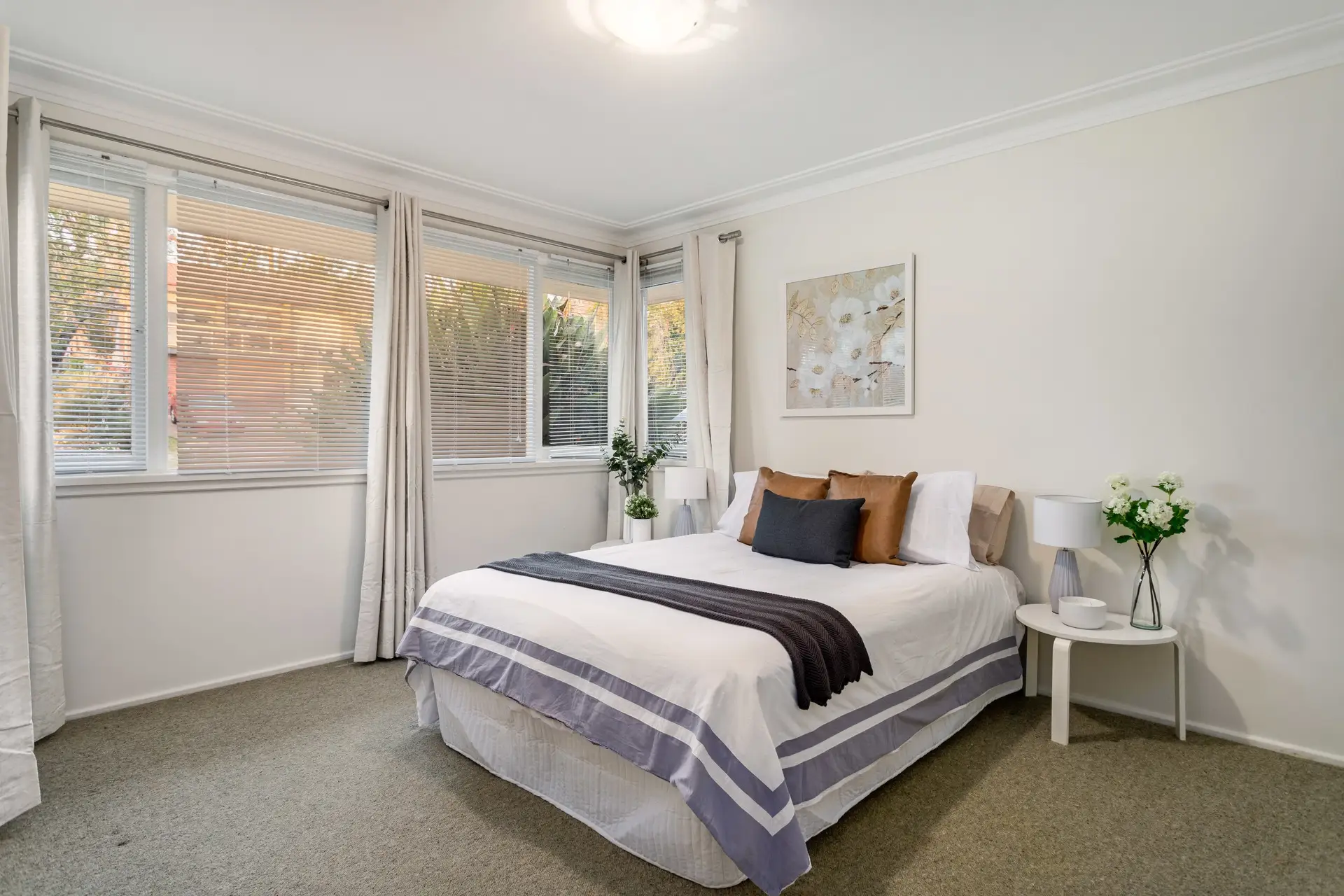 10 Anembo Avenue, Georges Hall Sold by Richard Matthews Real Estate - image 5