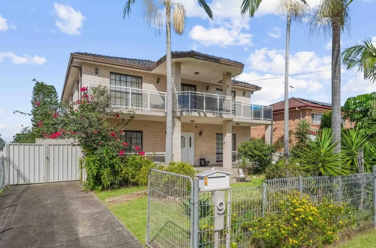 9 Beale Street, Georges Hall Sold by Richard Matthews Real Estate - image 1