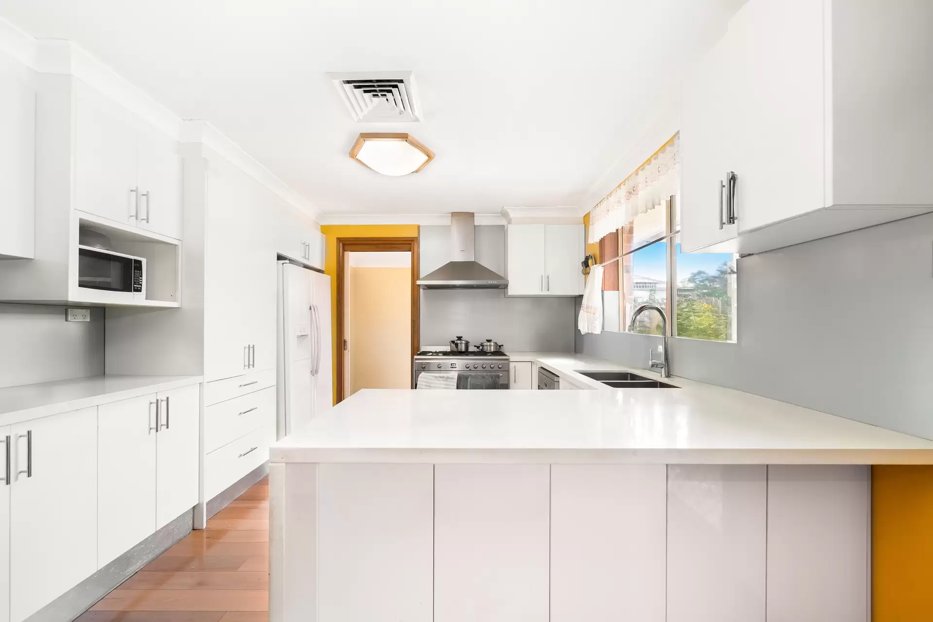 1 Nowra Street, Marayong Sold by Richard Matthews Real Estate - image 2