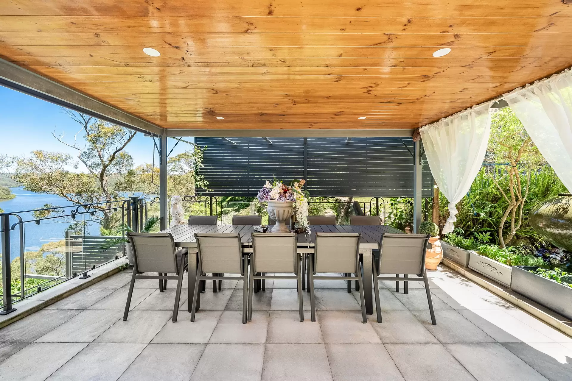 24 Bignell Street, Illawong For Sale by Richard Matthews Real Estate - image 10