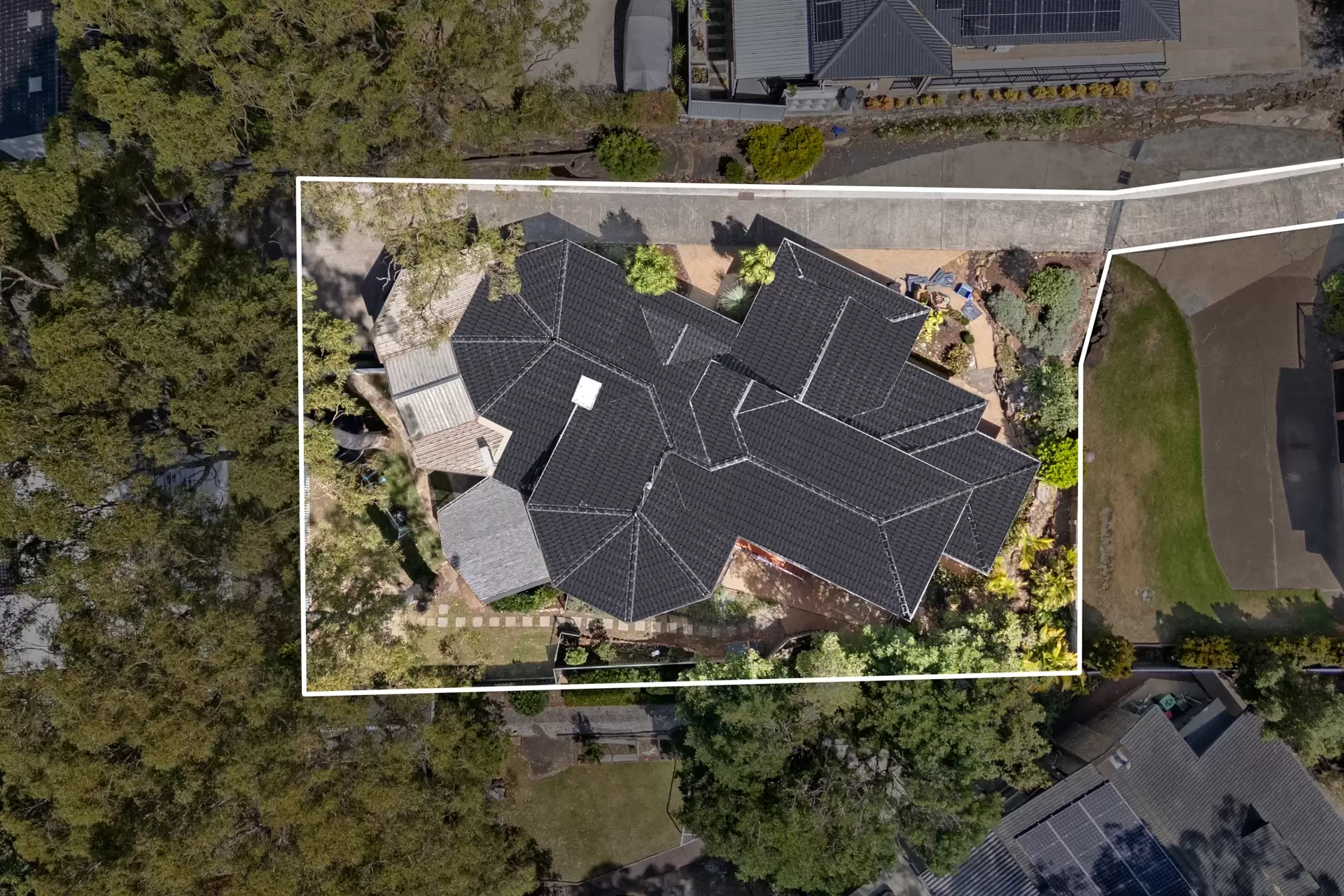 69 Bignell Street, Illawong Auction by Richard Matthews Real Estate - image 12