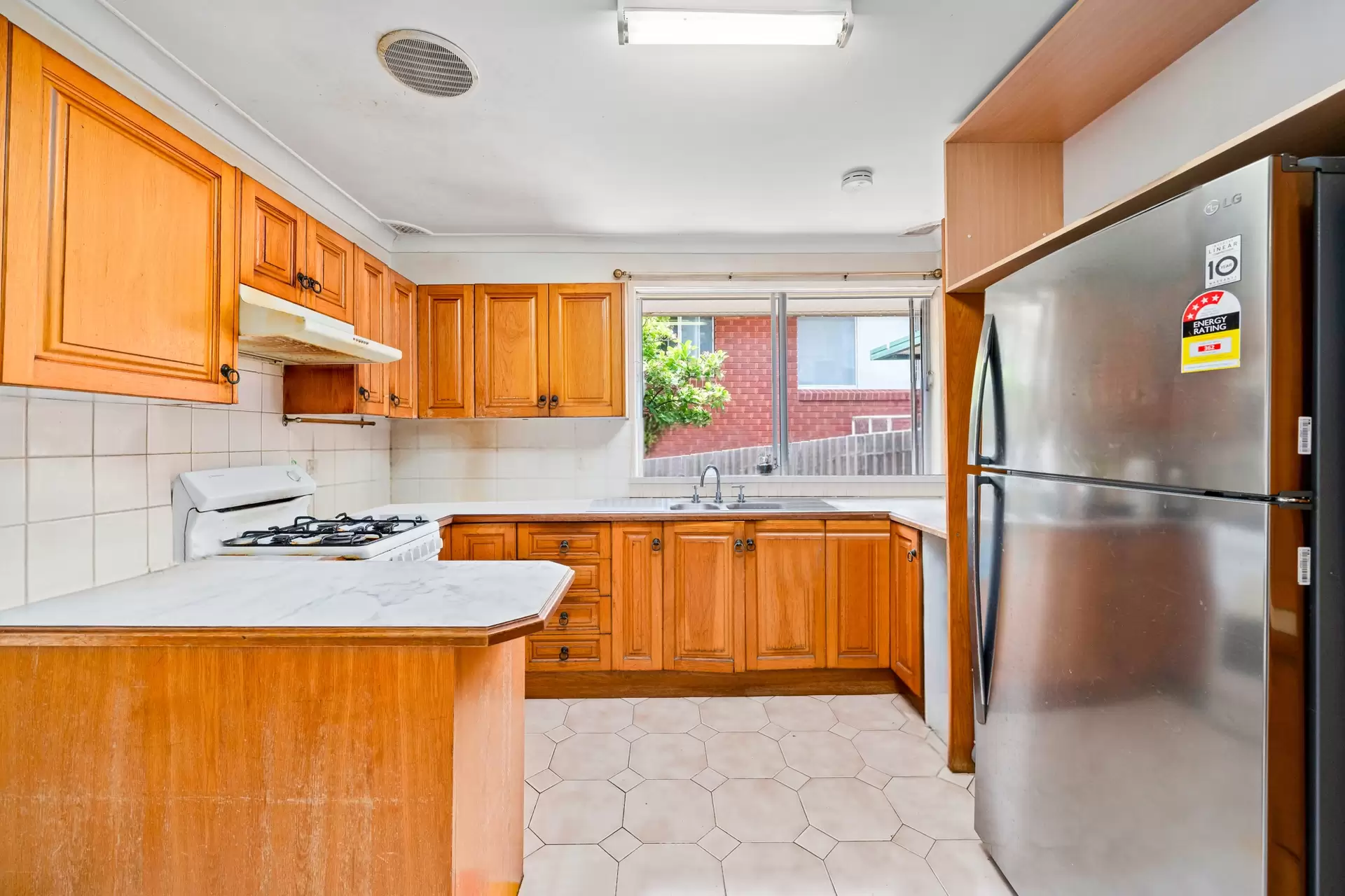 30 Binalong Avenue, Georges Hall For Sale by Richard Matthews Real Estate - image 3