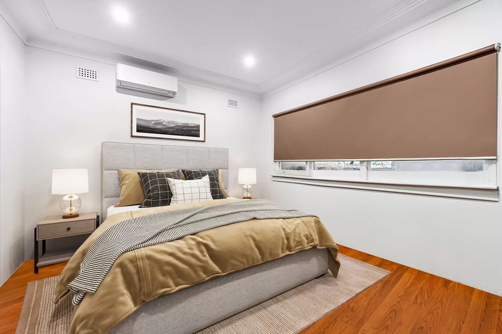 2 Ashcroft Street, Georges Hall For Sale by Richard Matthews Real Estate - image 5