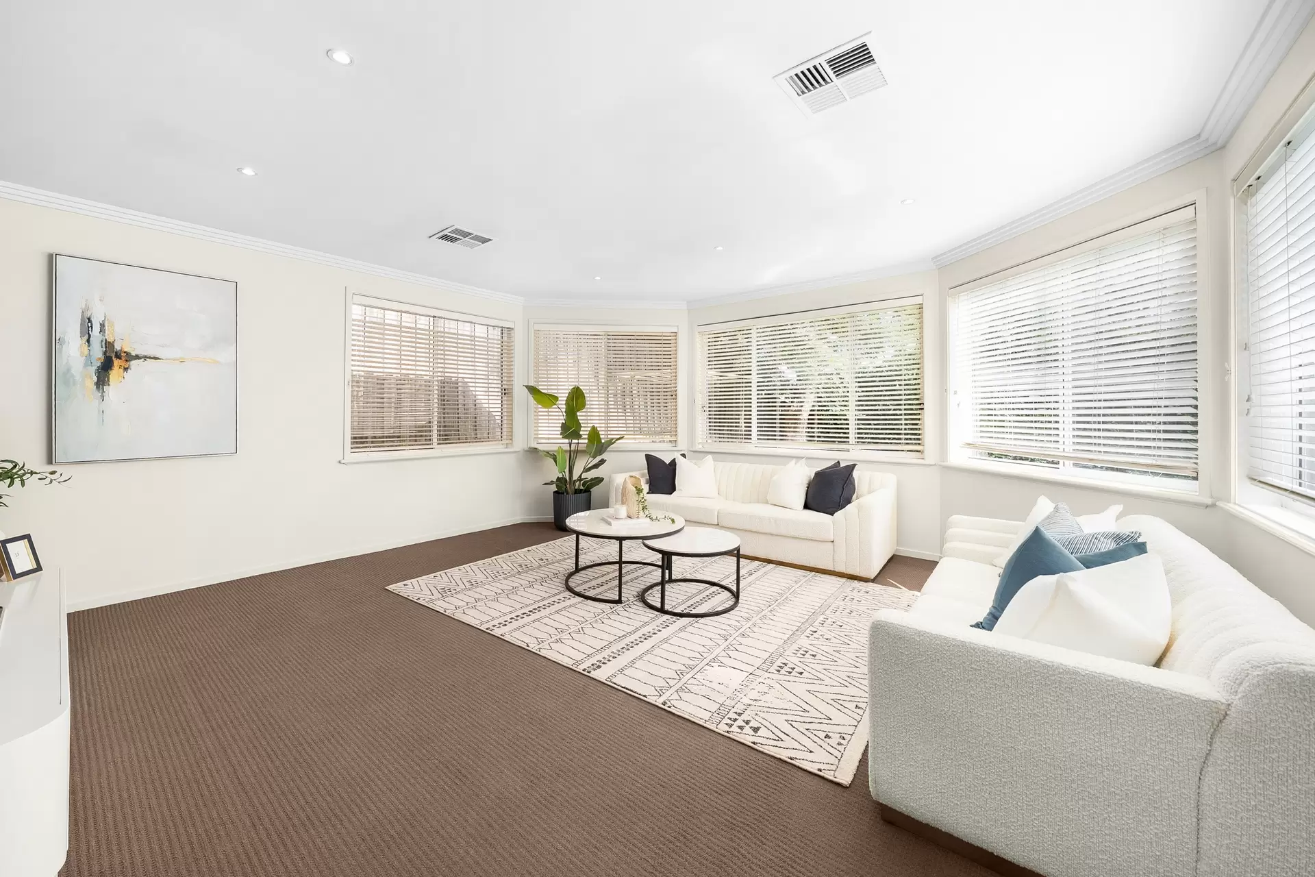 39 Greyfriar Place, Kellyville Auction by Richard Matthews Real Estate - image 3