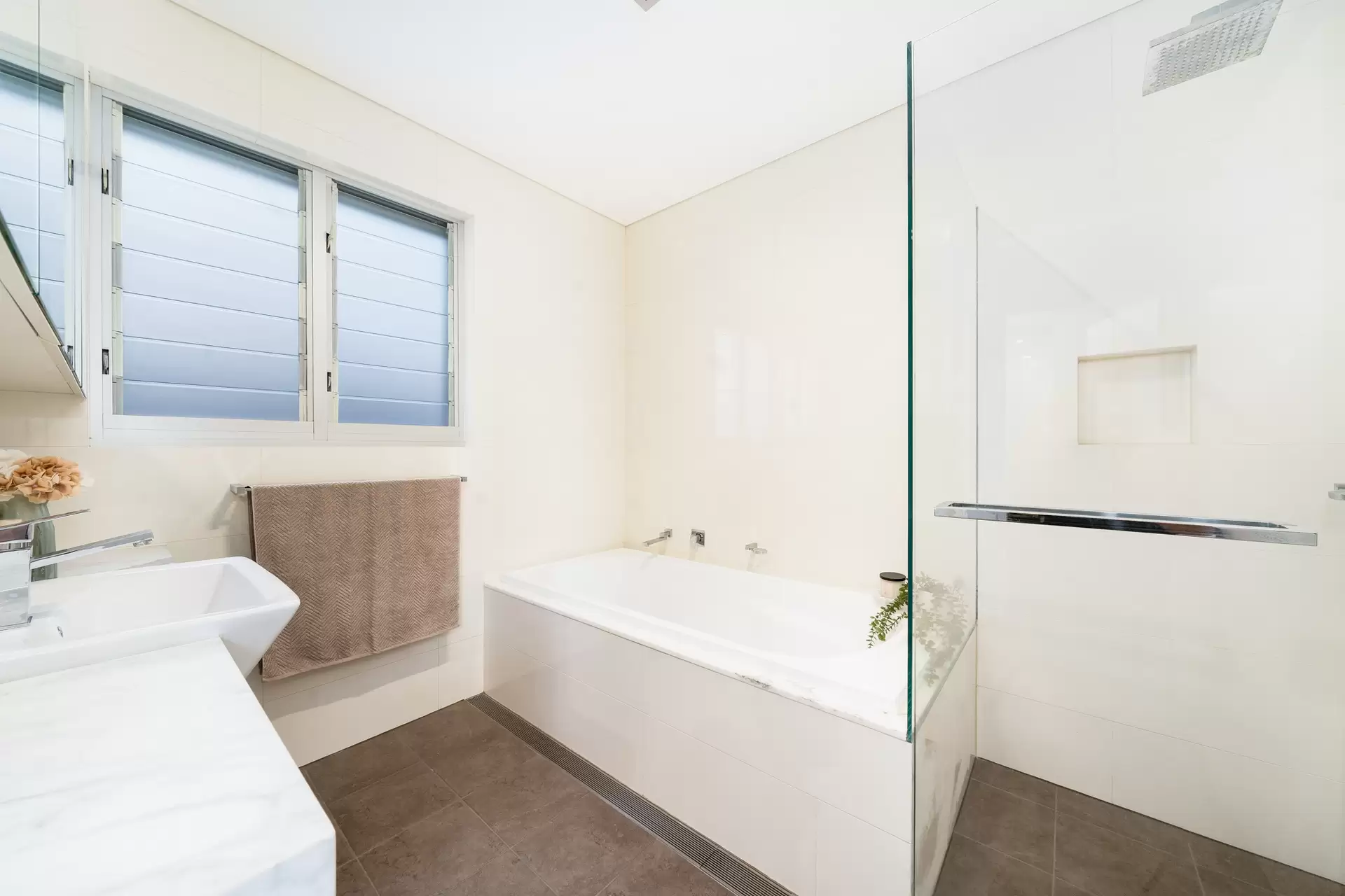 113 Fowler Road, Illawong Auction by Richard Matthews Real Estate - image 24