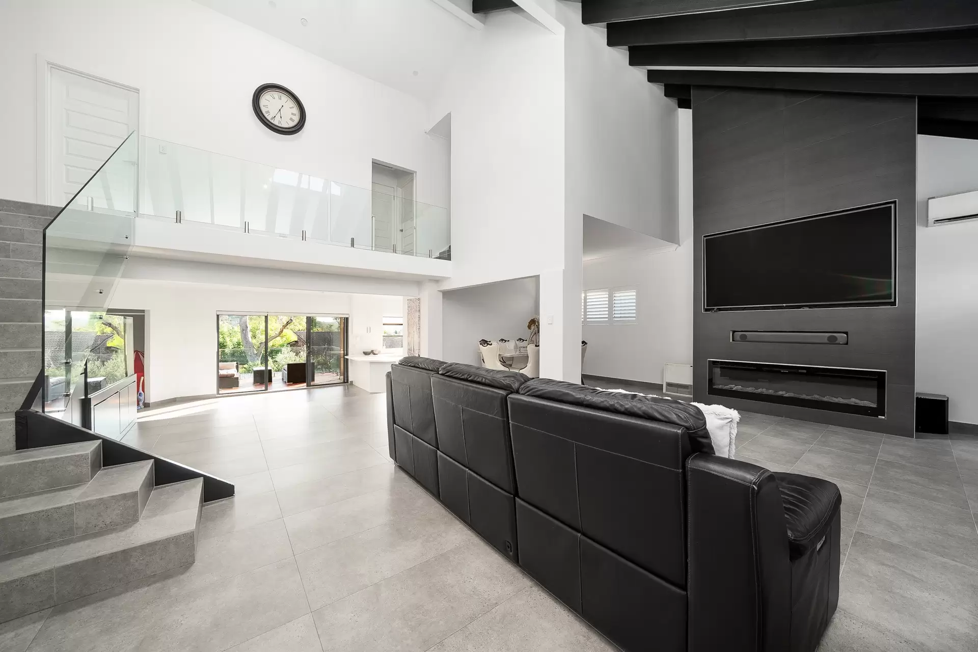 66 Brushwood Drive, Alfords Point Auction by Richard Matthews Real Estate - image 5