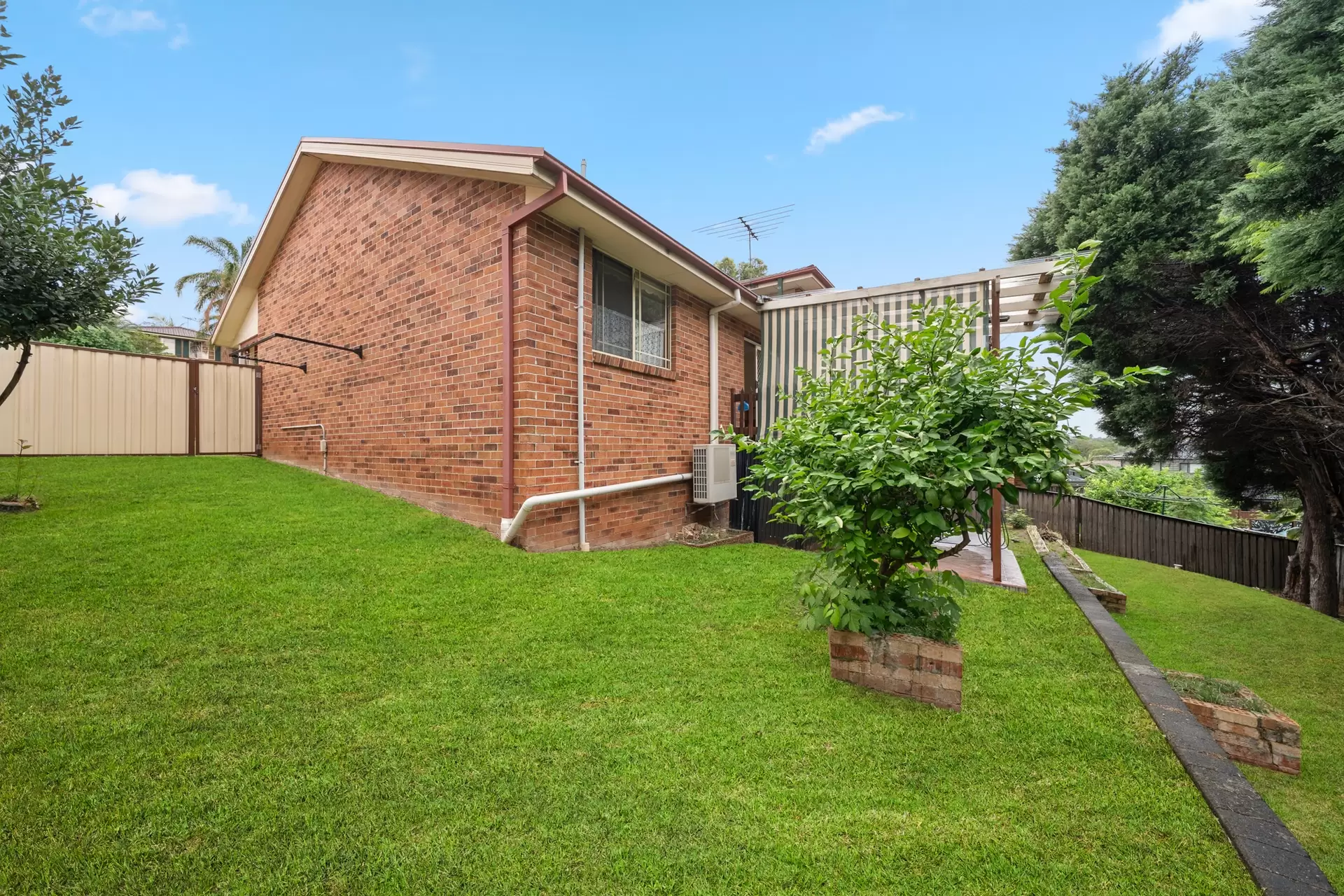 6 Cole Avenue, Baulkham Hills Auction by Richard Matthews Real Estate - image 10