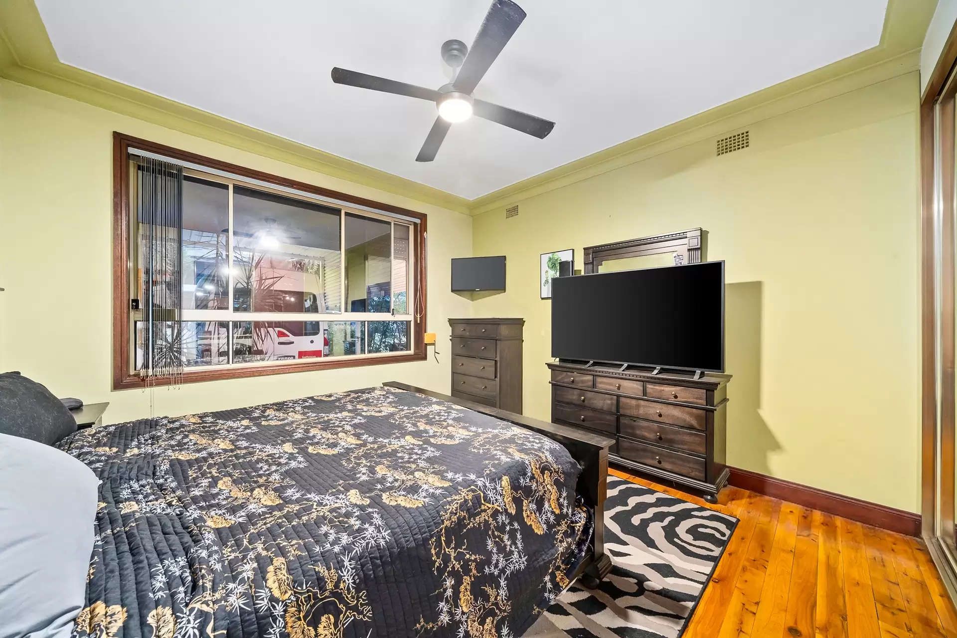 5 Athlone Street, Blacktown Auction by Richard Matthews Real Estate - image 5