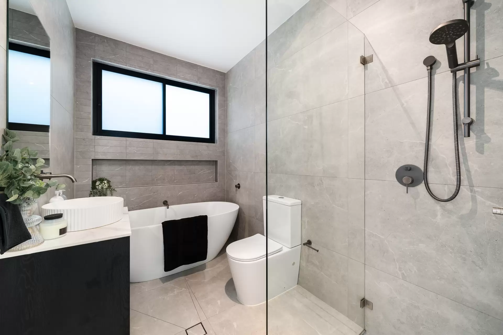 132 Birdwood Road, Georges Hall Auction by Richard Matthews Real Estate - image 6