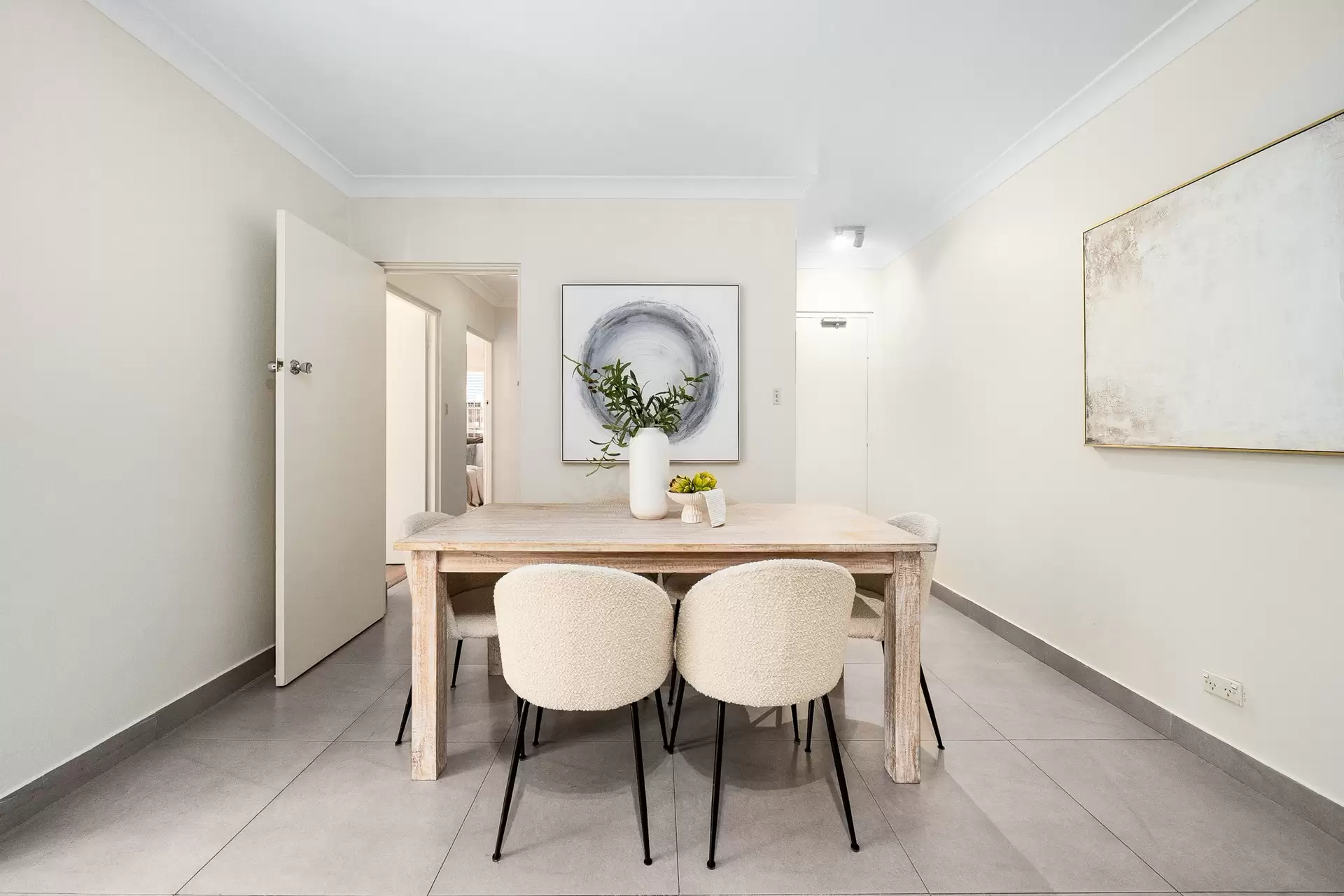 8/70-74 The Boulevarde, Strathfield Auction by Richard Matthews Real Estate - image 5