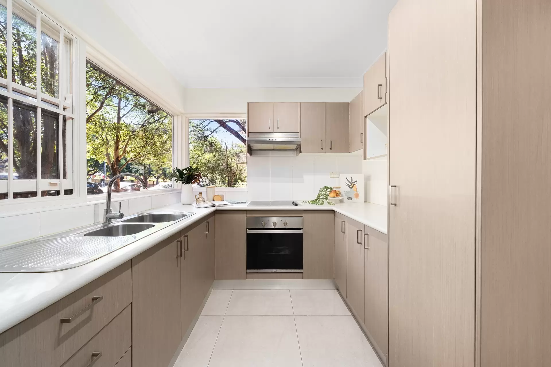 8/70-74 The Boulevarde, Strathfield Auction by Richard Matthews Real Estate - image 4